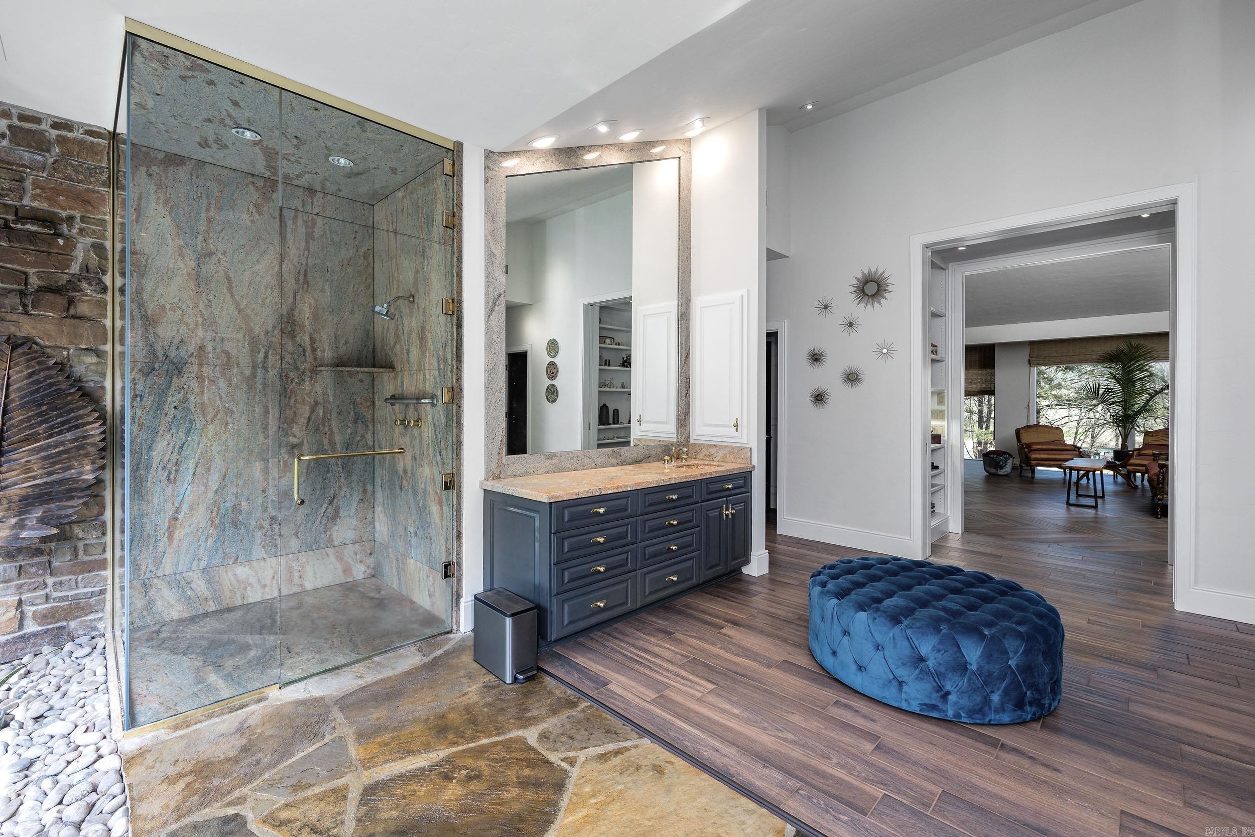 PLEASANT VALLEY - Residential