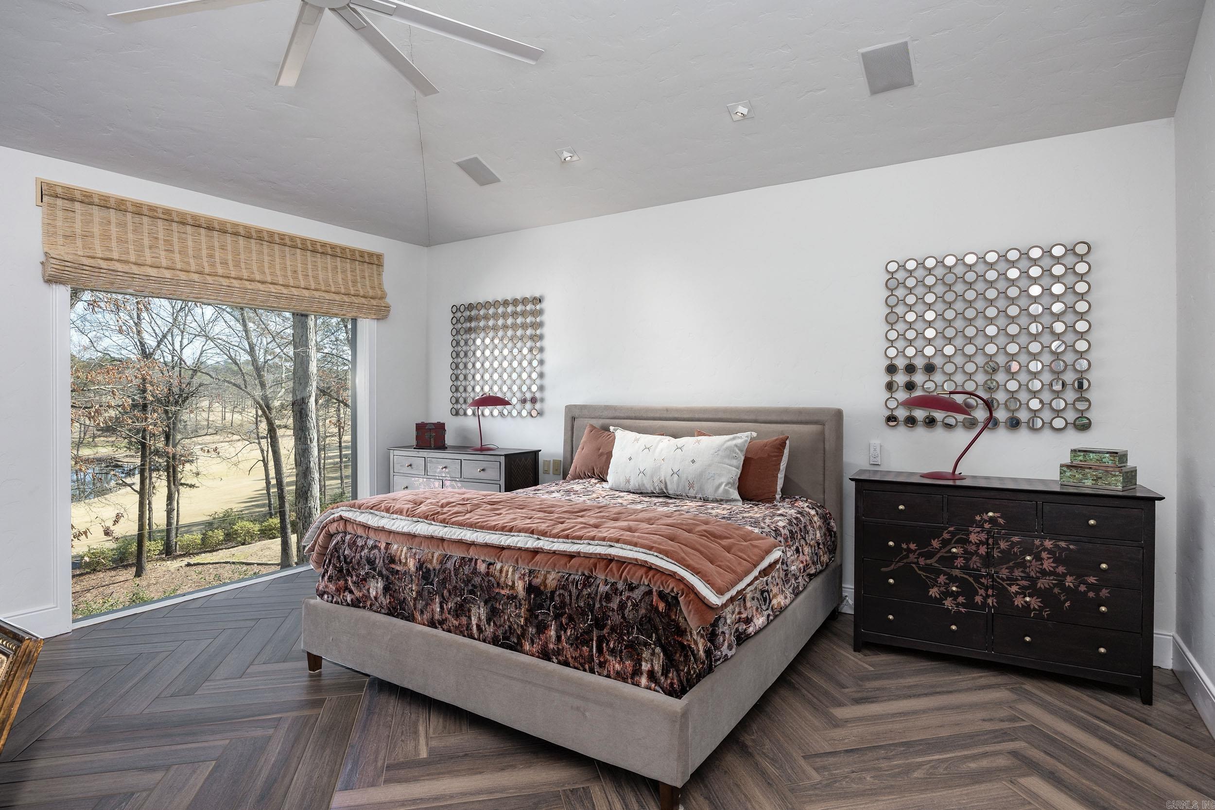 PLEASANT VALLEY - Residential