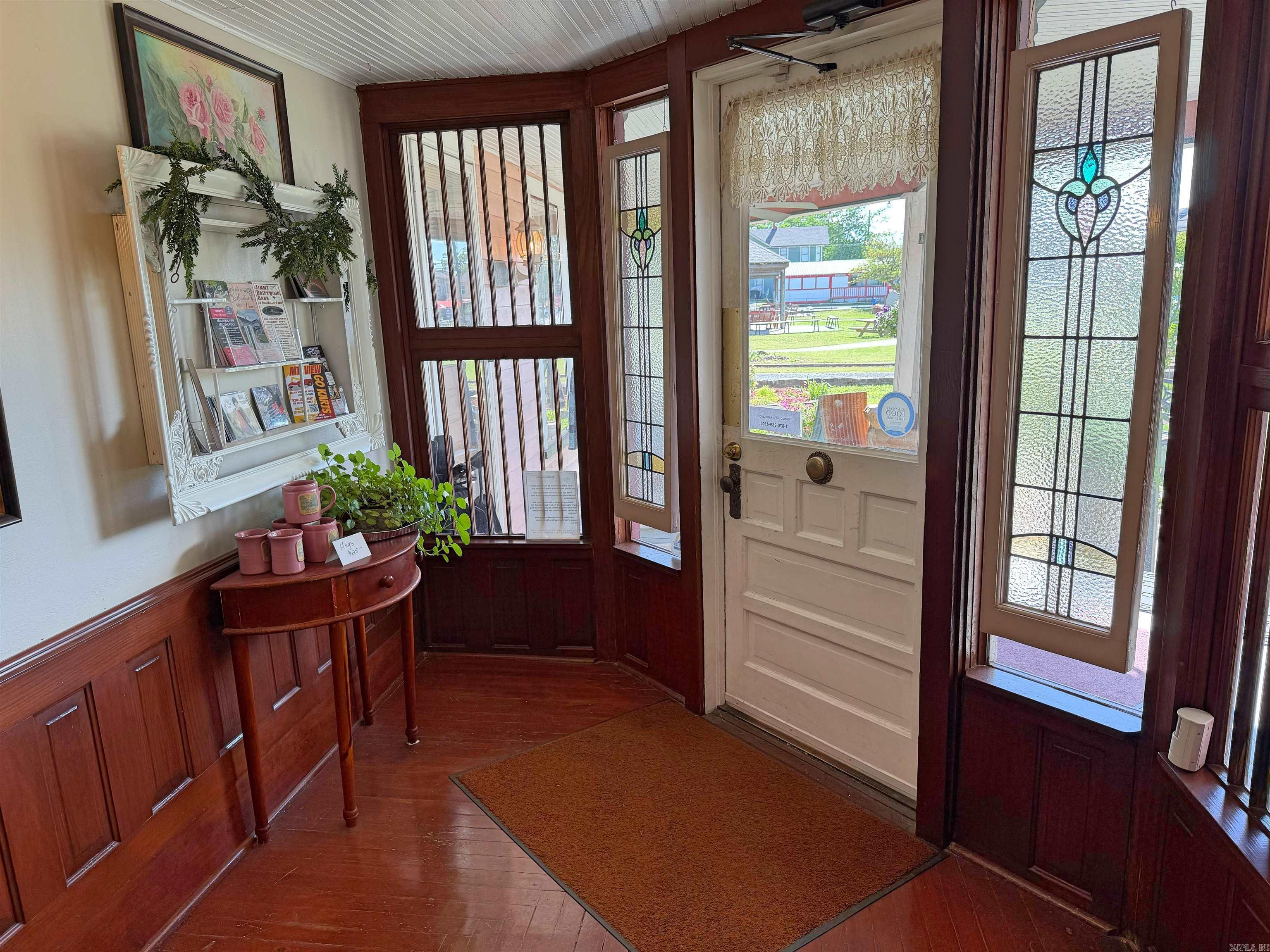 Lancaster - Commercial Sale