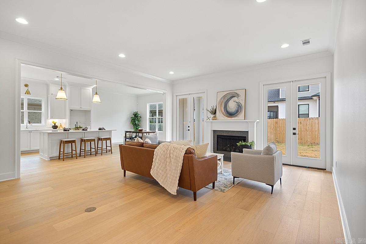 BELLES FLEURS - Residential