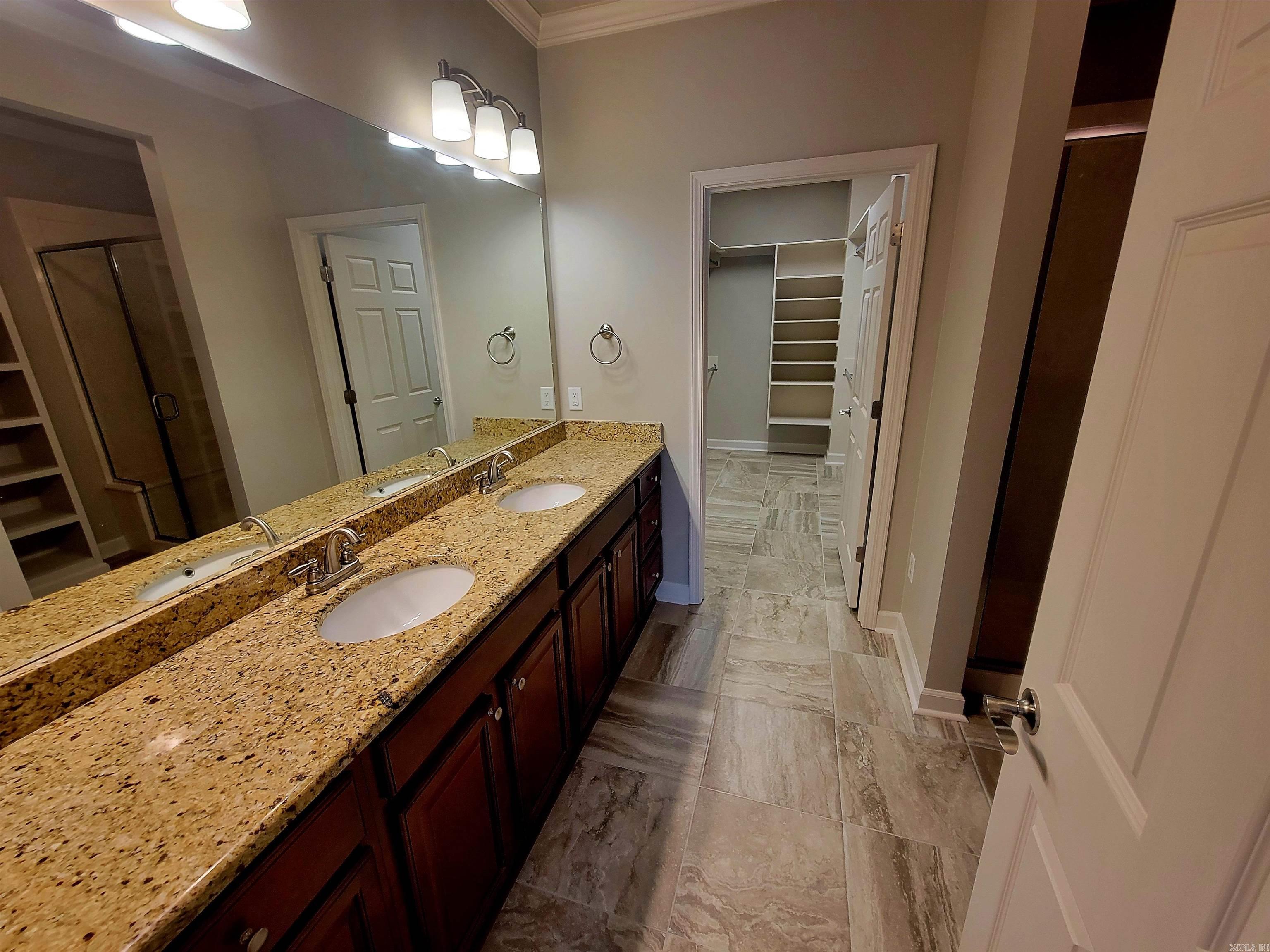 MOUNTAIN TERRACE ESTATES TOWNHOM - Residential