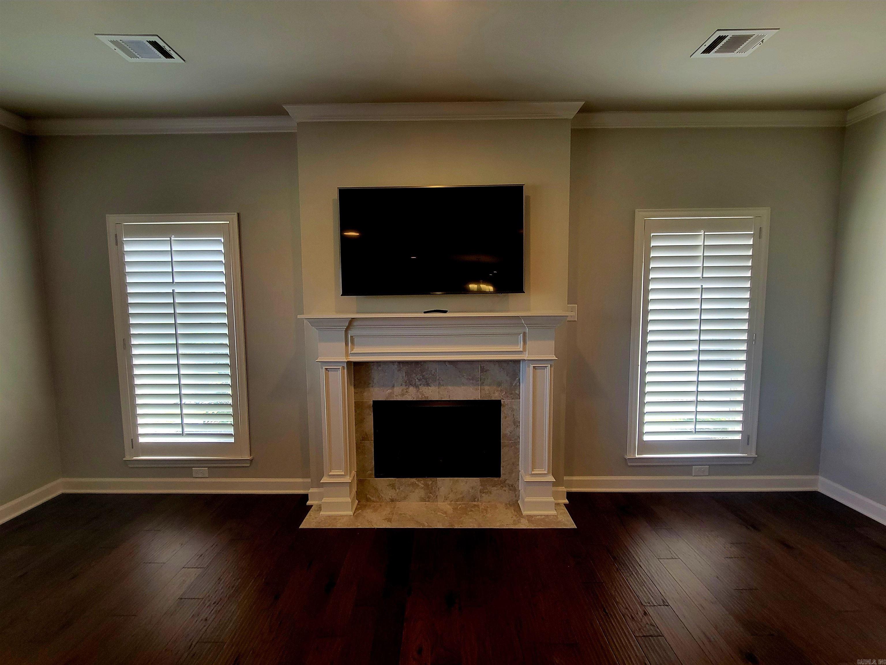 MOUNTAIN TERRACE ESTATES TOWNHOM - Residential