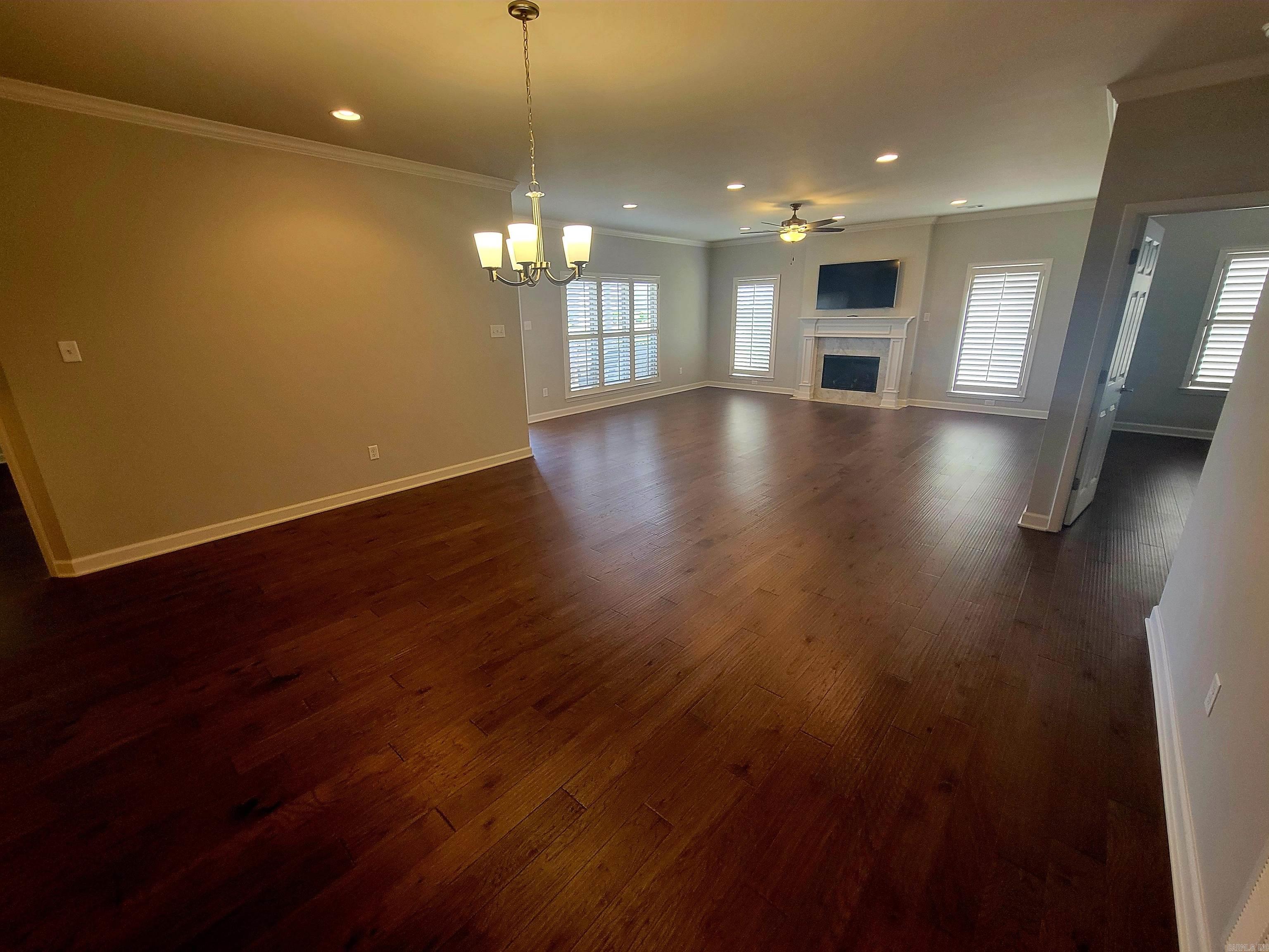 MOUNTAIN TERRACE ESTATES TOWNHOM - Residential