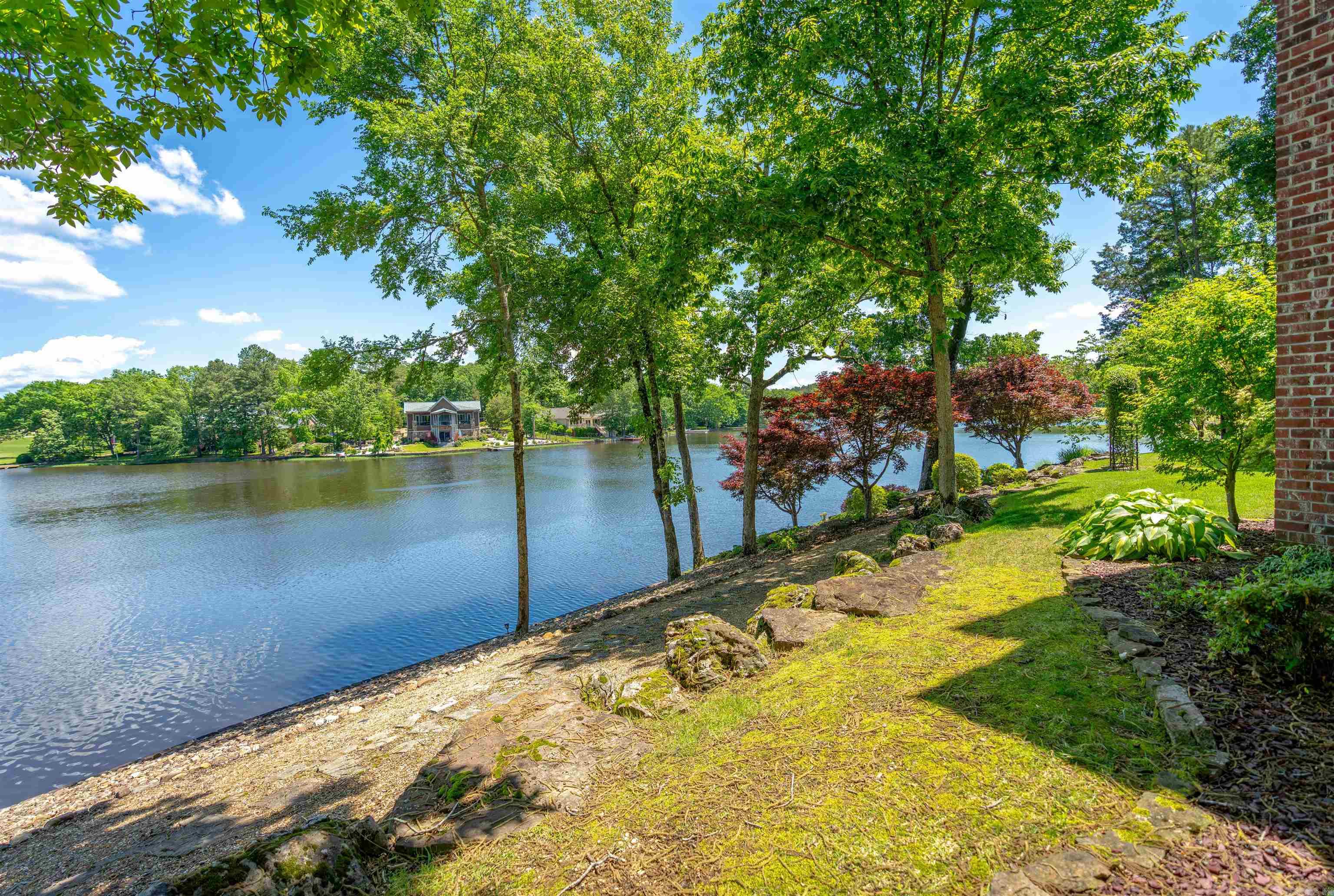 Isabella - Residential