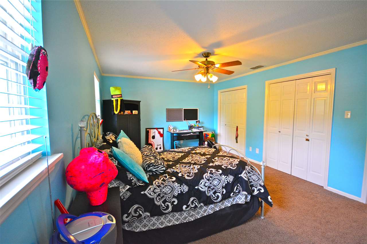 PLEASANT VALLEY - Residential