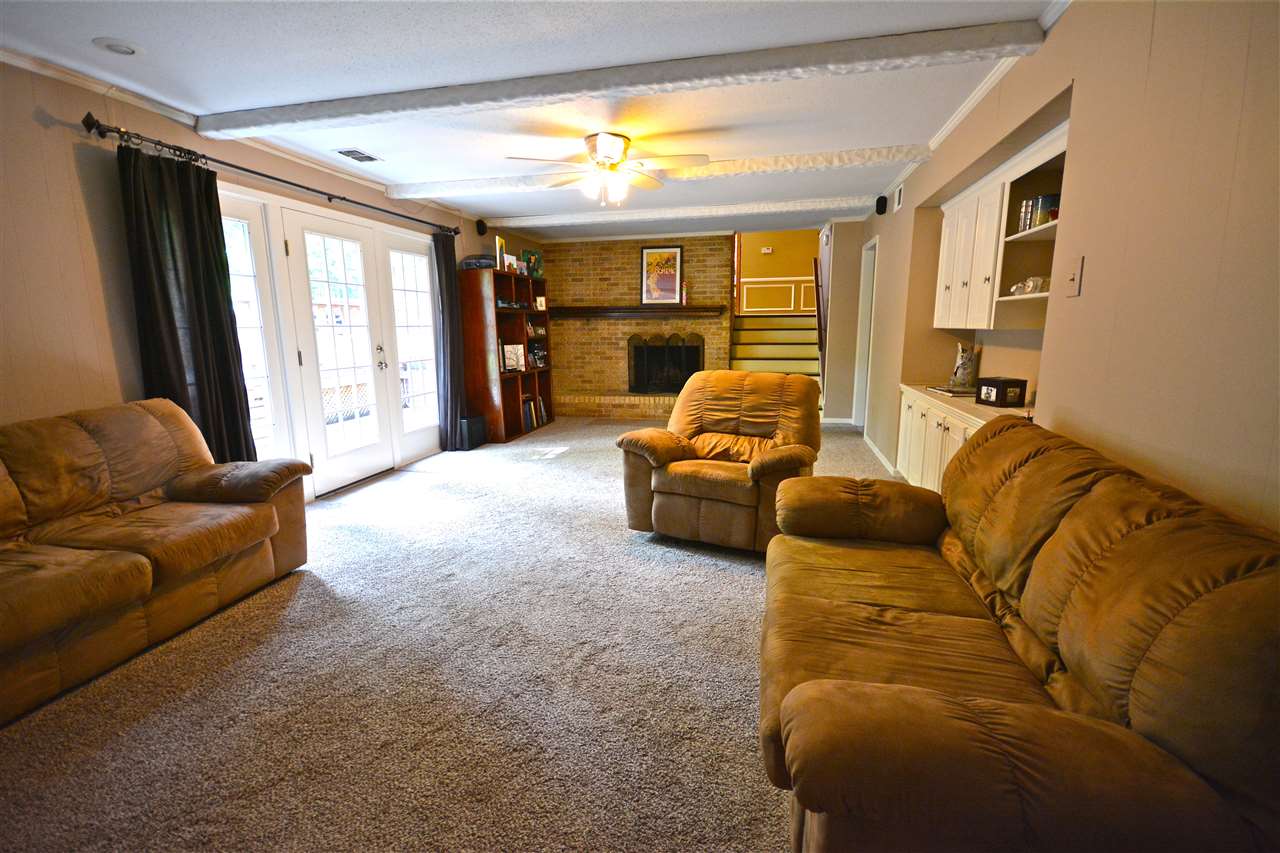 PLEASANT VALLEY - Residential