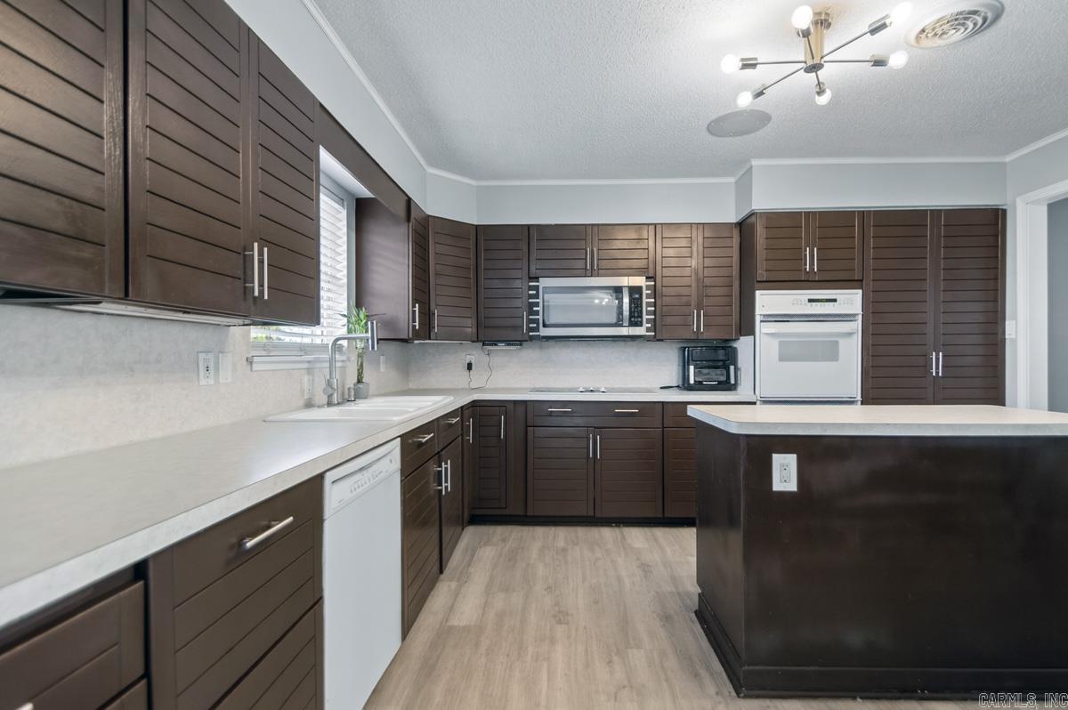 Pleasant Tree 1st - Residential