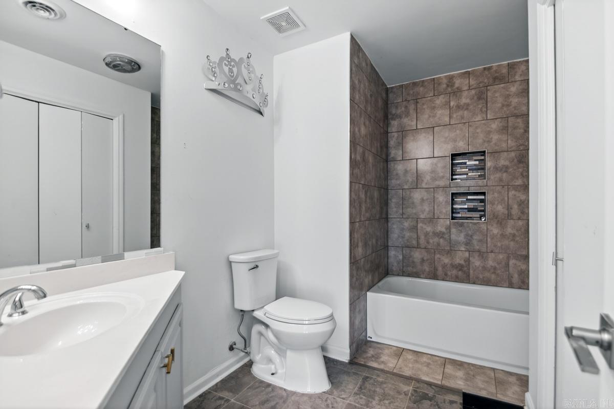 Pleasant Tree 1st - Residential