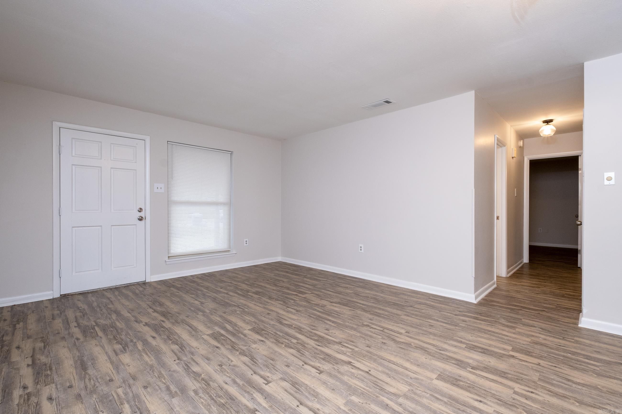 Kingspark to Cook Mountain Villa - Residential Lease