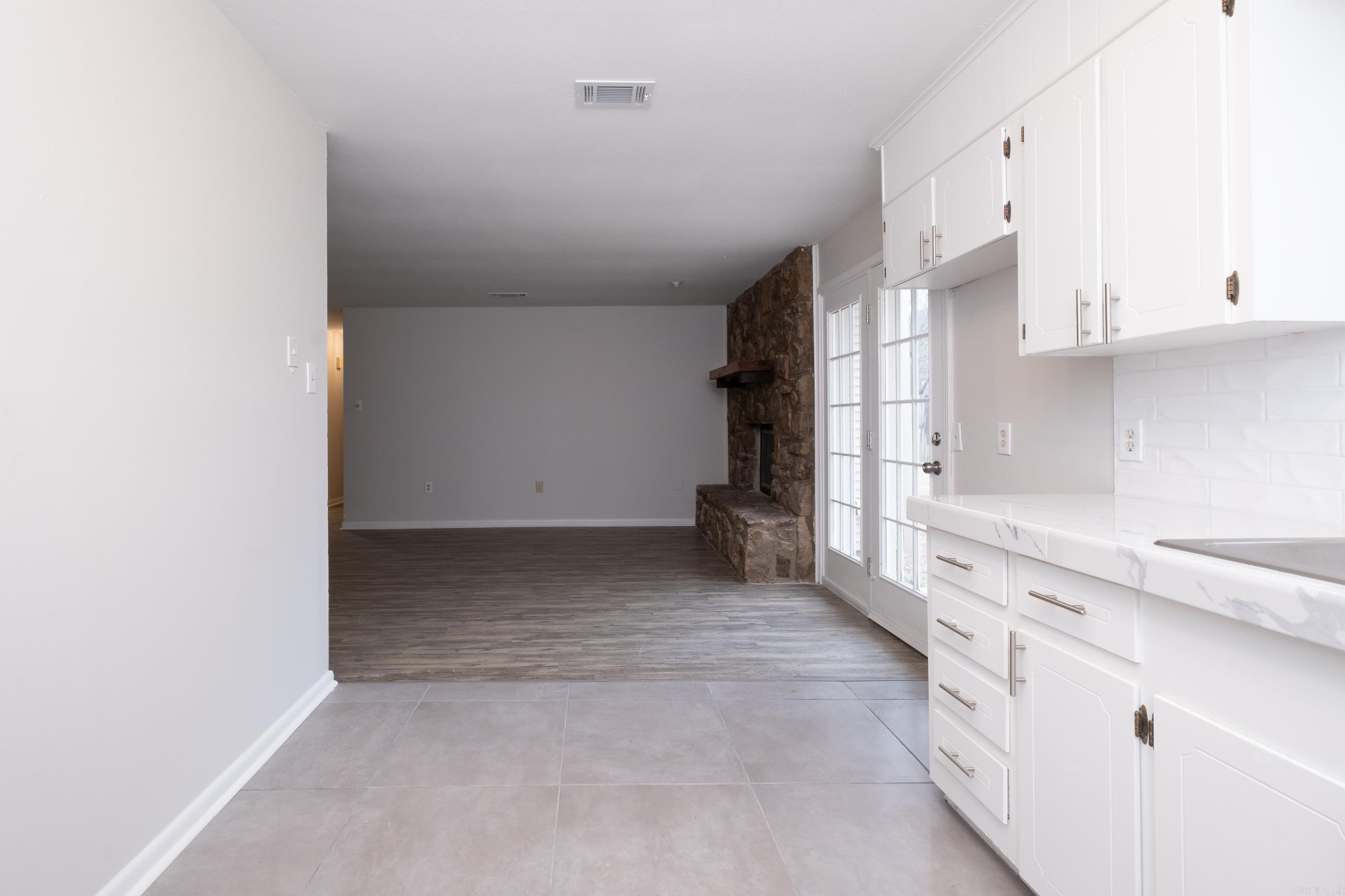 Kingspark to Cook Mountain Villa - Residential Lease