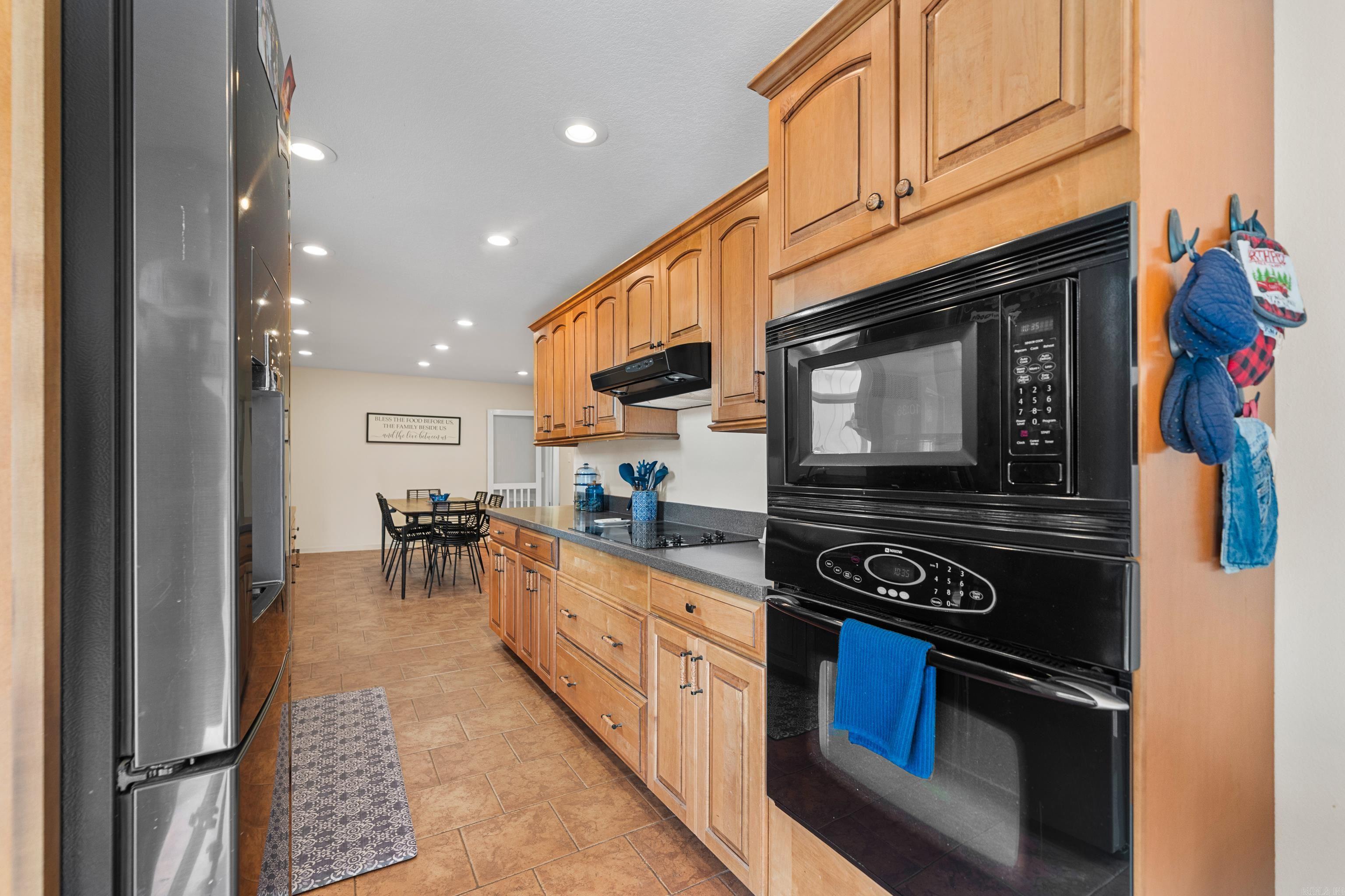 BELLAIRE PLACE - Residential