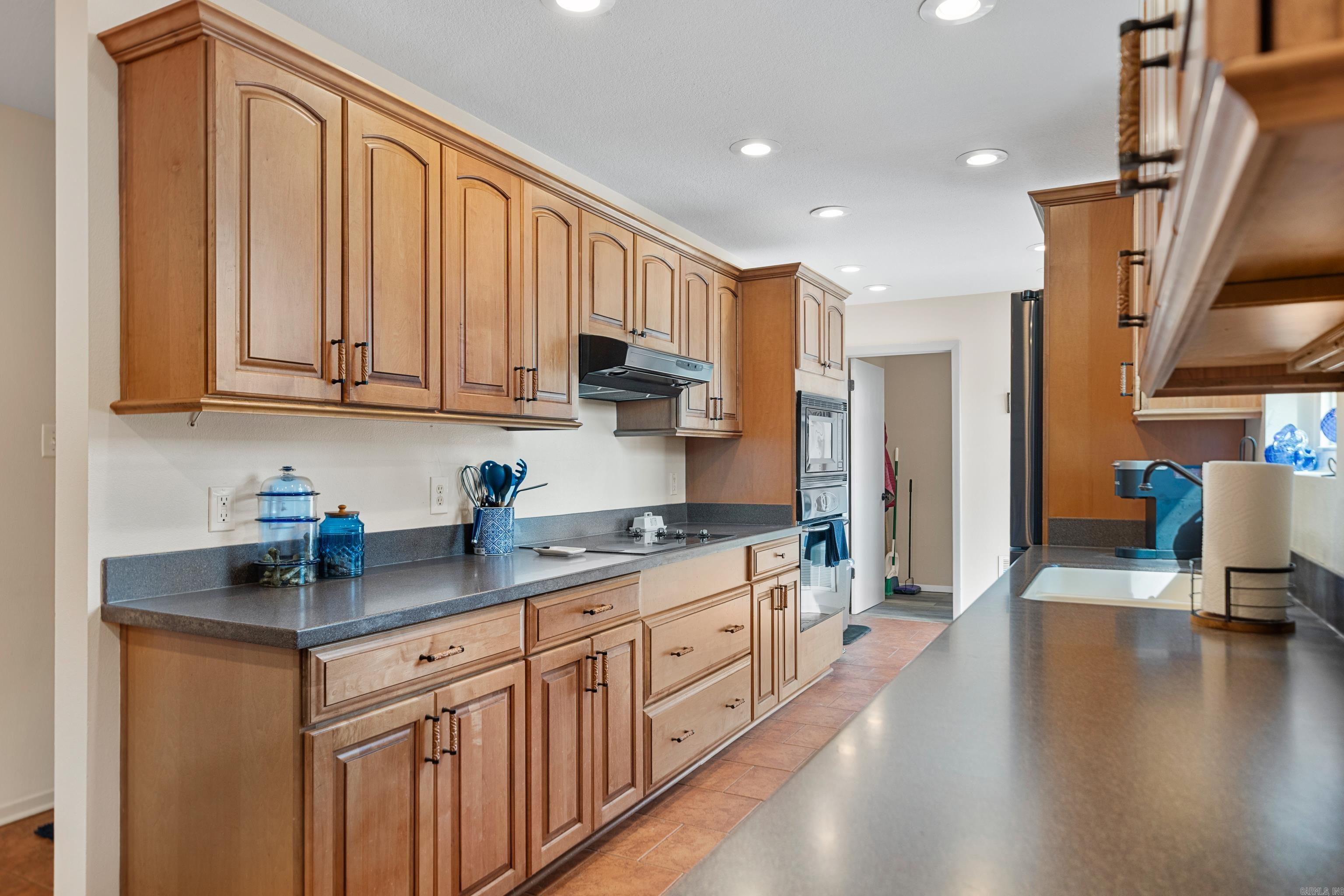 BELLAIRE PLACE - Residential