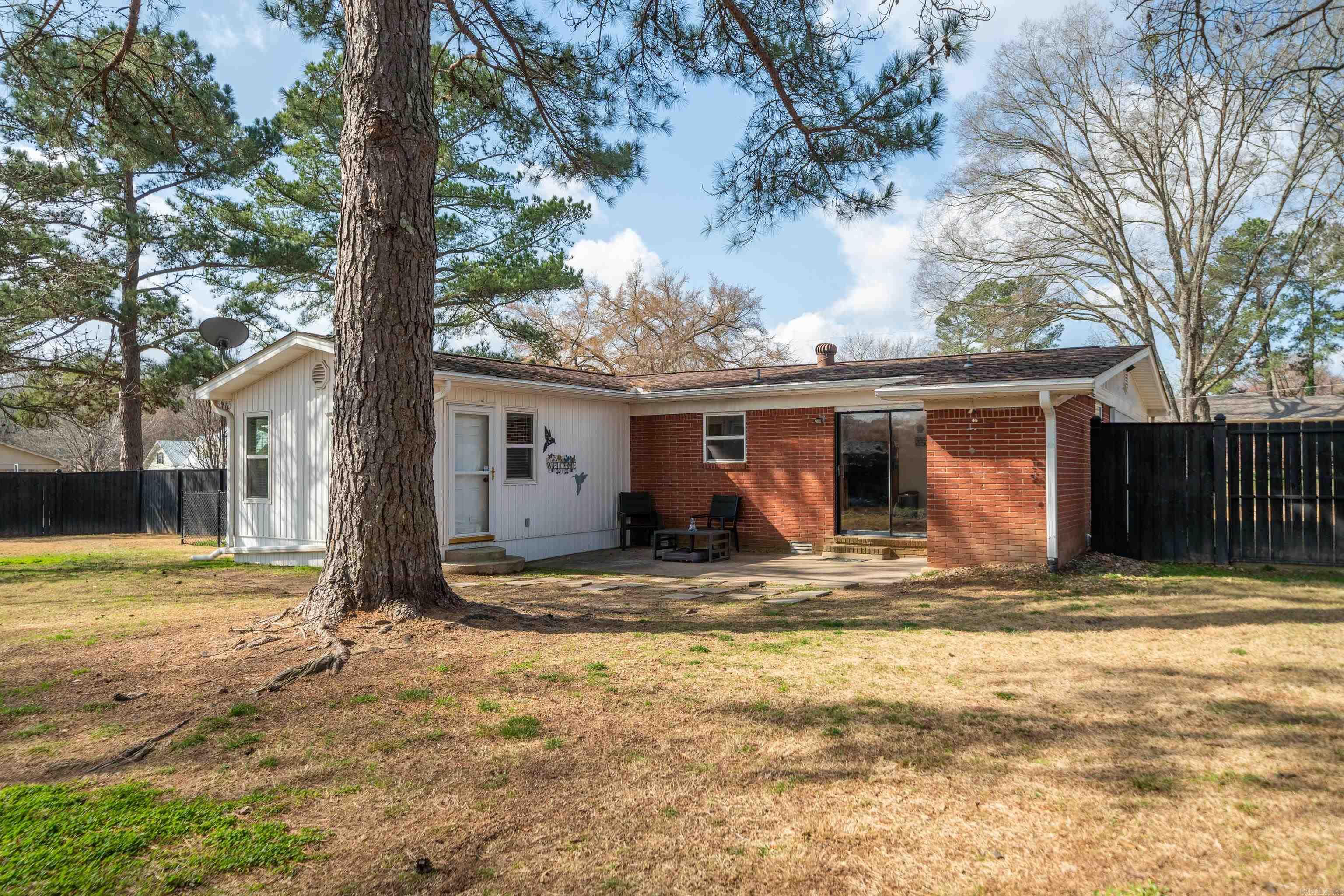 BELLAIRE PLACE - Residential