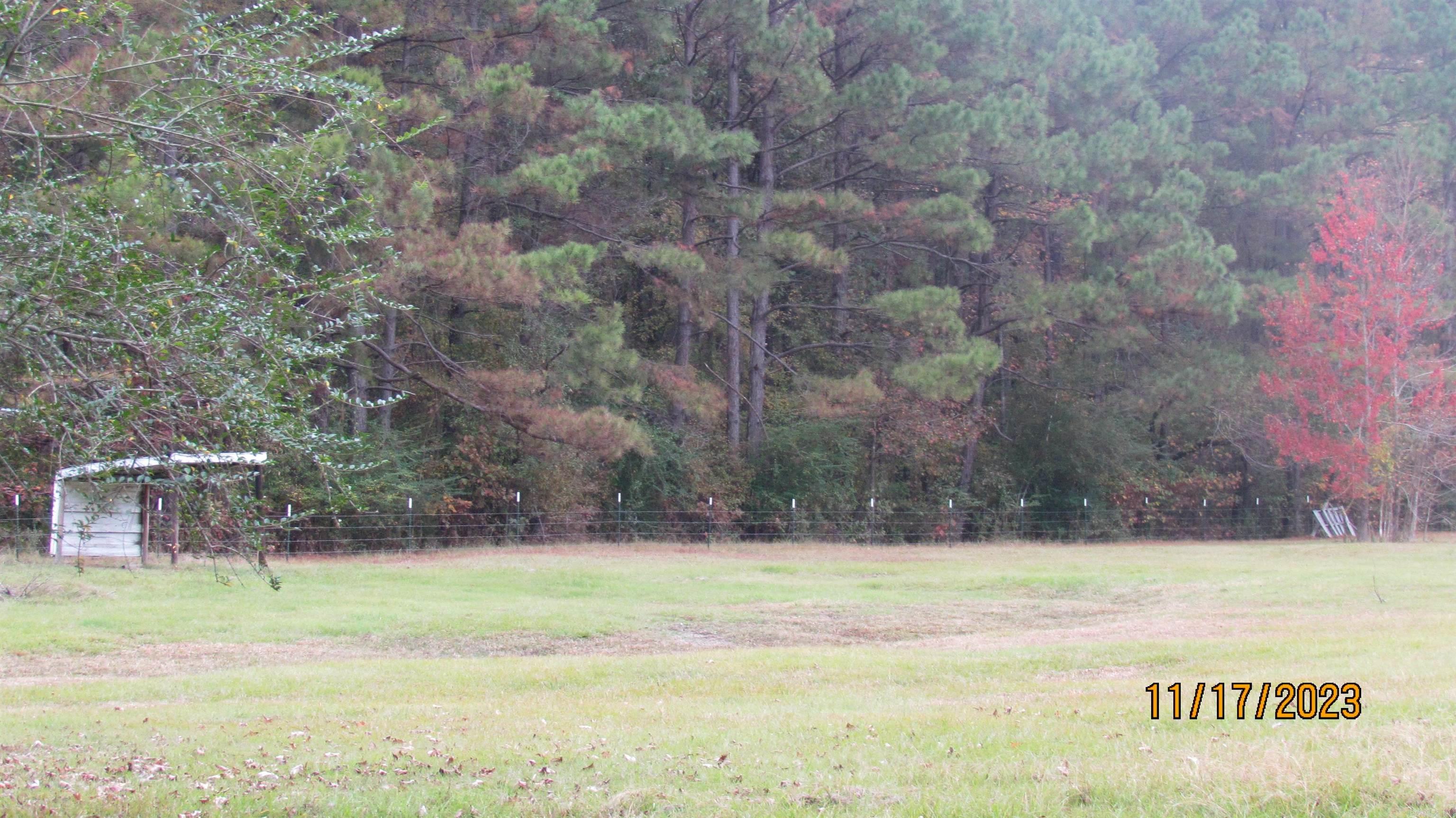 KELLY ACREAGES - Residential