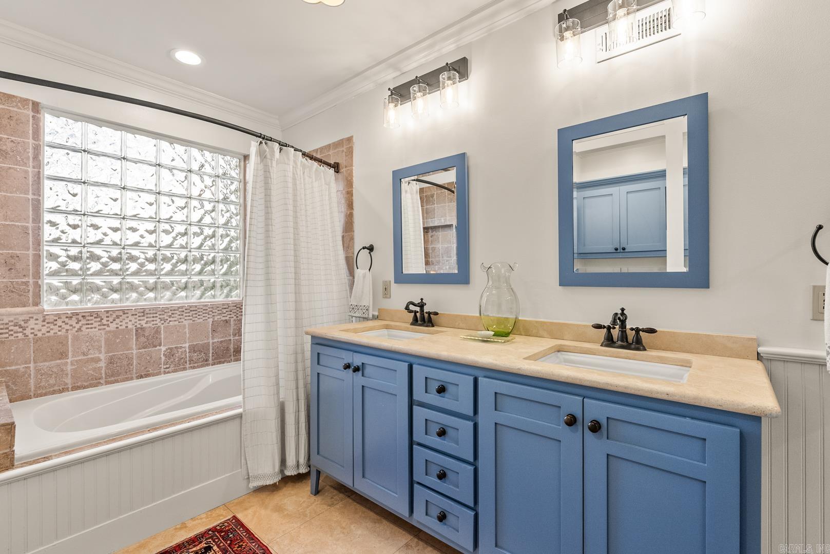 SOUTH NORMANDY - Residential