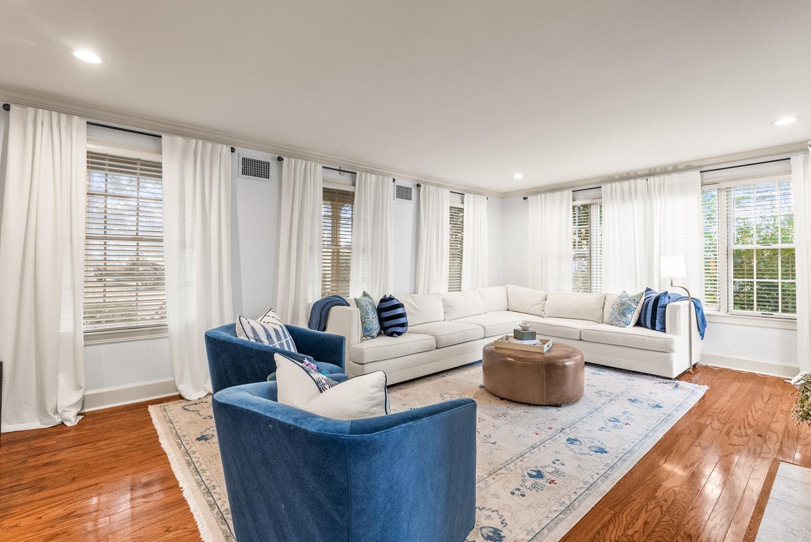 SOUTH NORMANDY - Residential