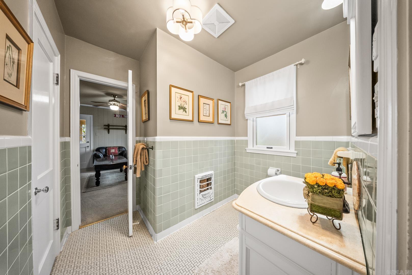 SOUTH NORMANDY - Residential