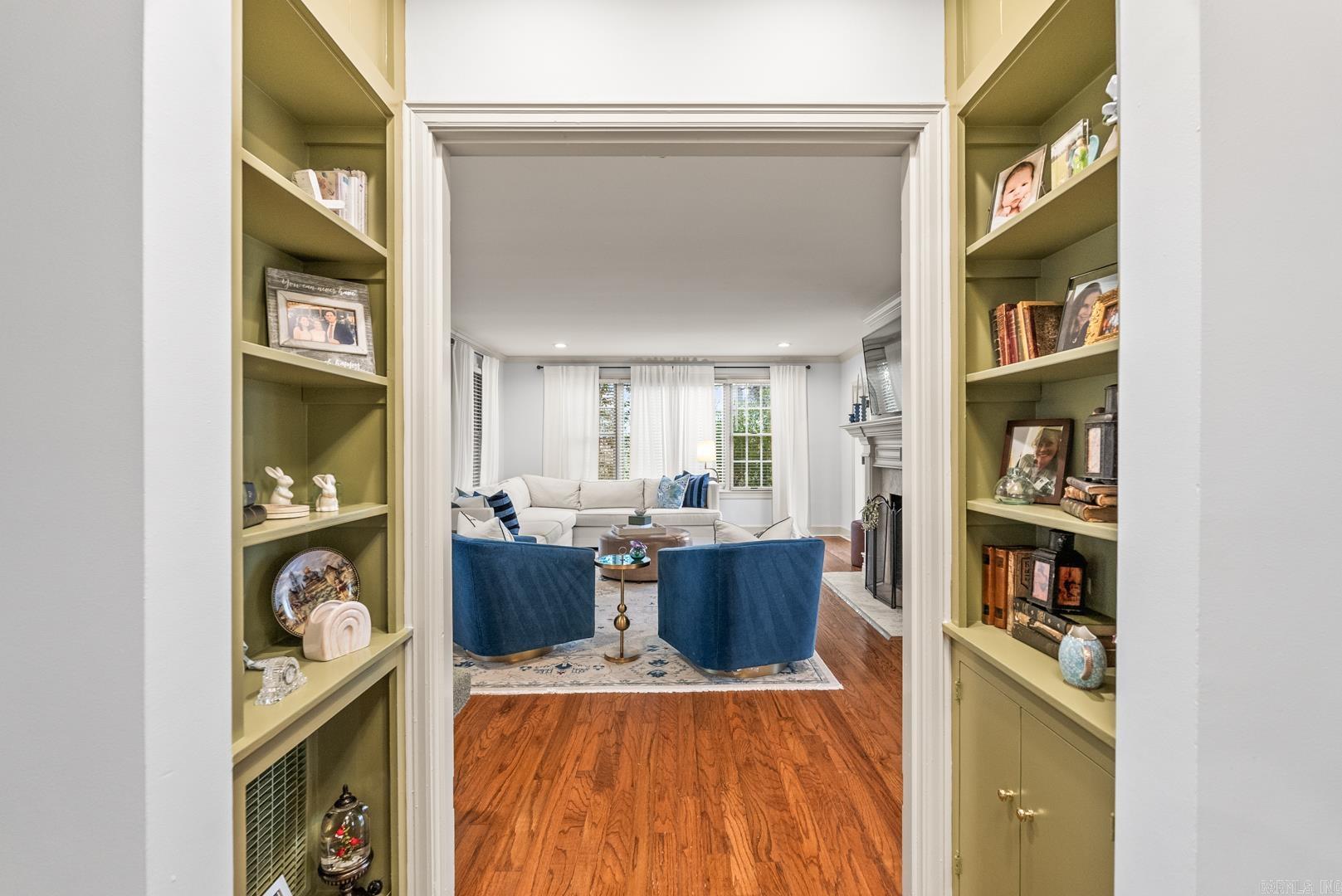 SOUTH NORMANDY - Residential