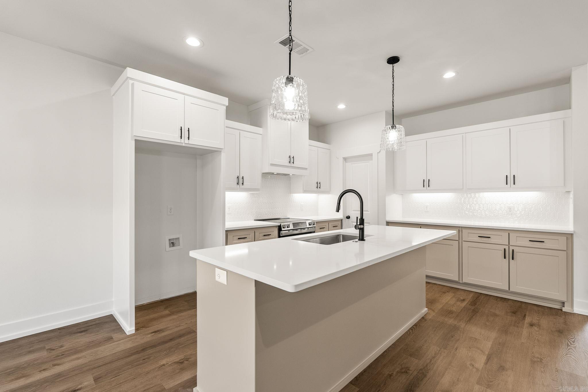 RIDGE VIEW - Residential