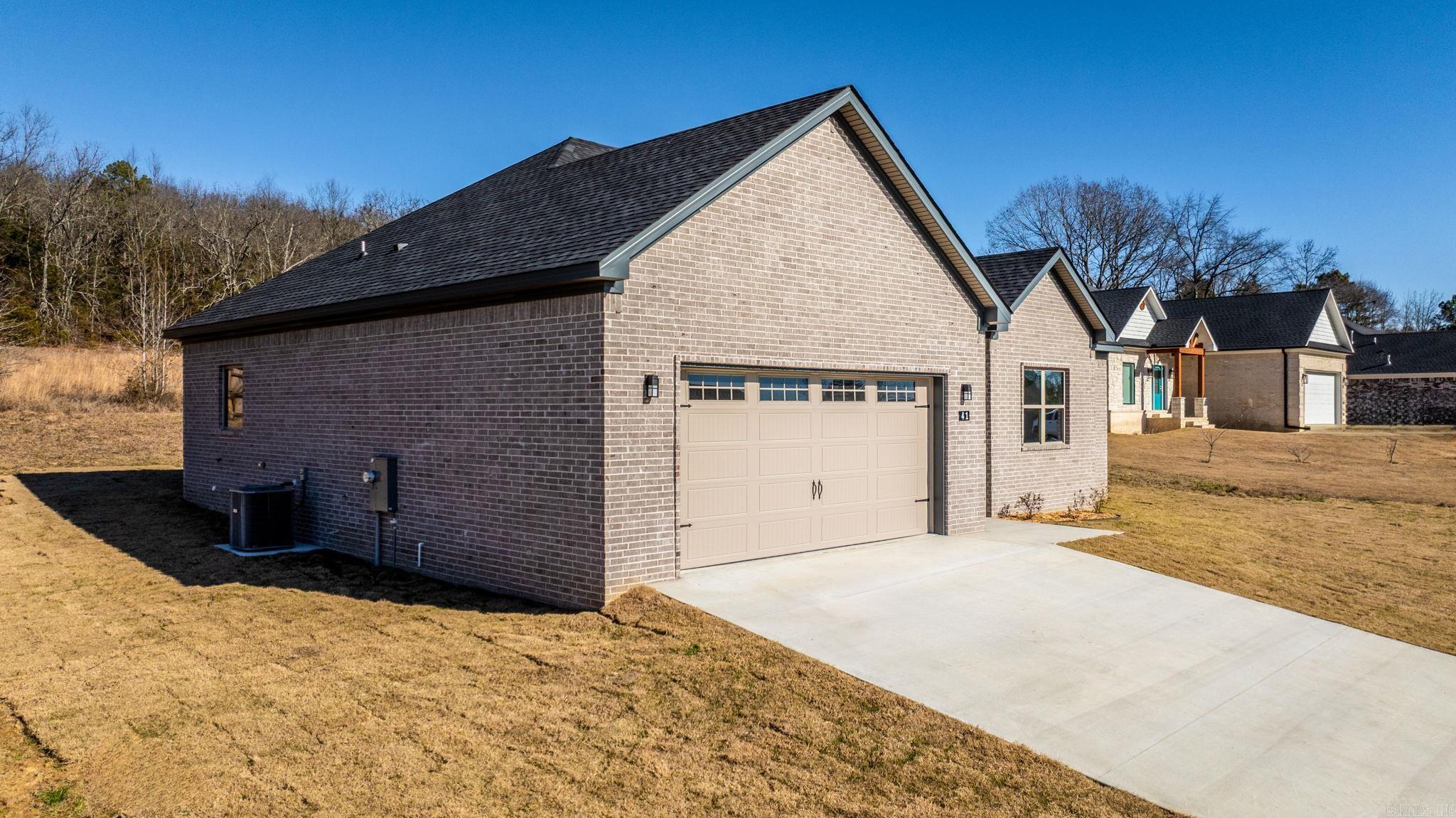 RIDGE VIEW - Residential