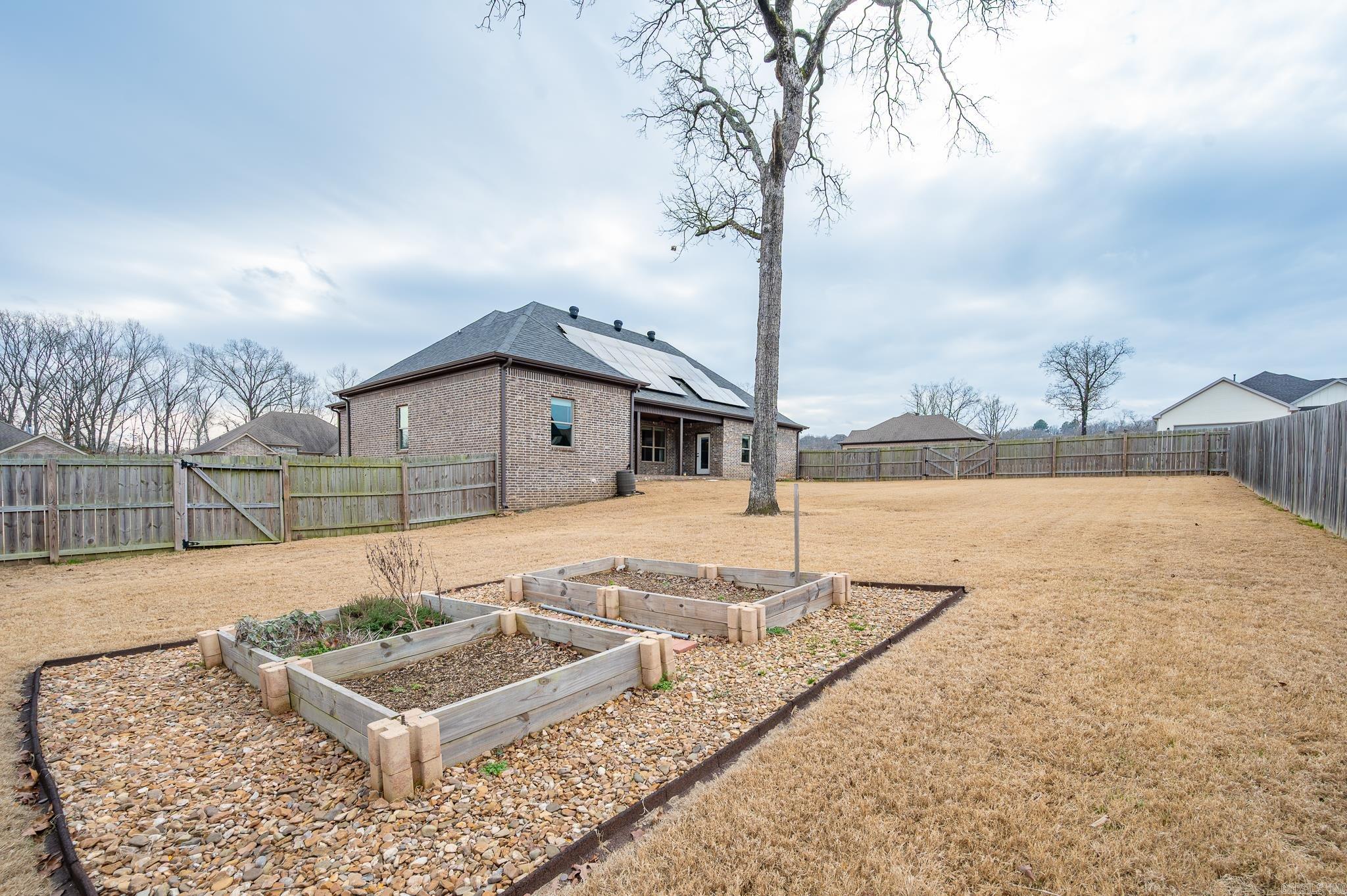 MILLERS GLENN - Residential