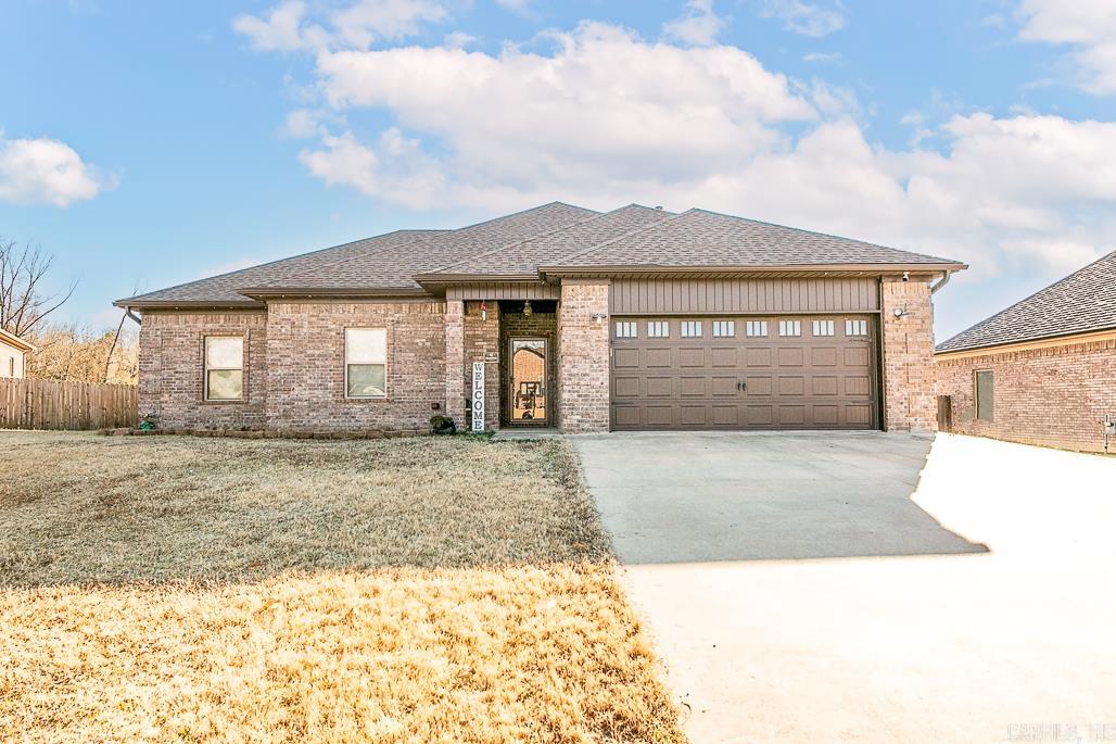 Awesome home, new roof, new gutters with 4 bedrooms!! Large living room with fireplace, open kitchen and dining, bedrooms are split, hardwood floors, pan ceiling in master, large yard, 12x16 shed with electricity, widened driveway, stamped patio 16x30, new hot water heater must see!!!!!