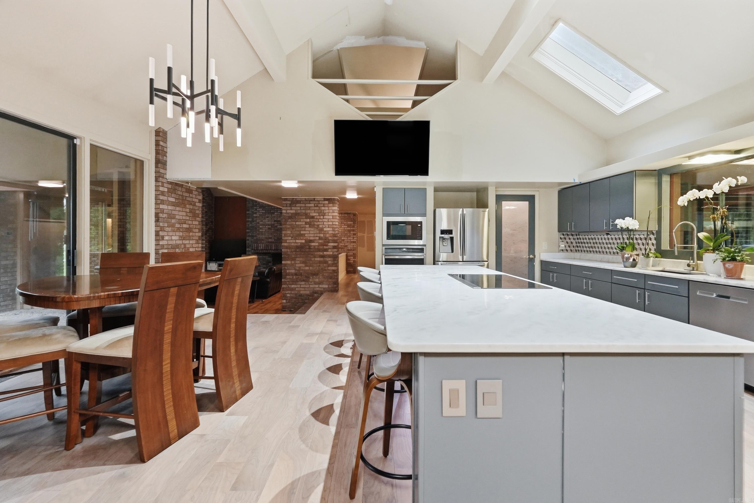 IDYLWOOD - Residential