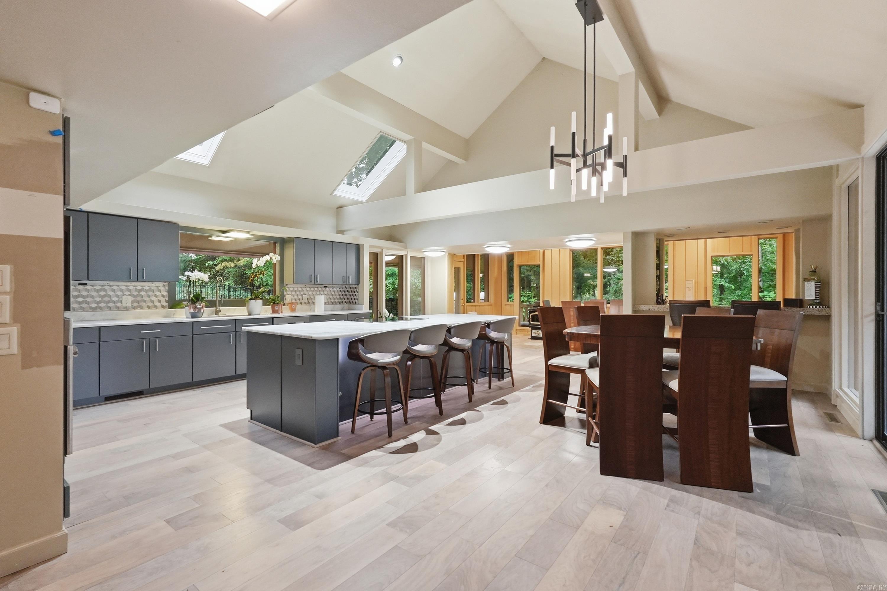 IDYLWOOD - Residential