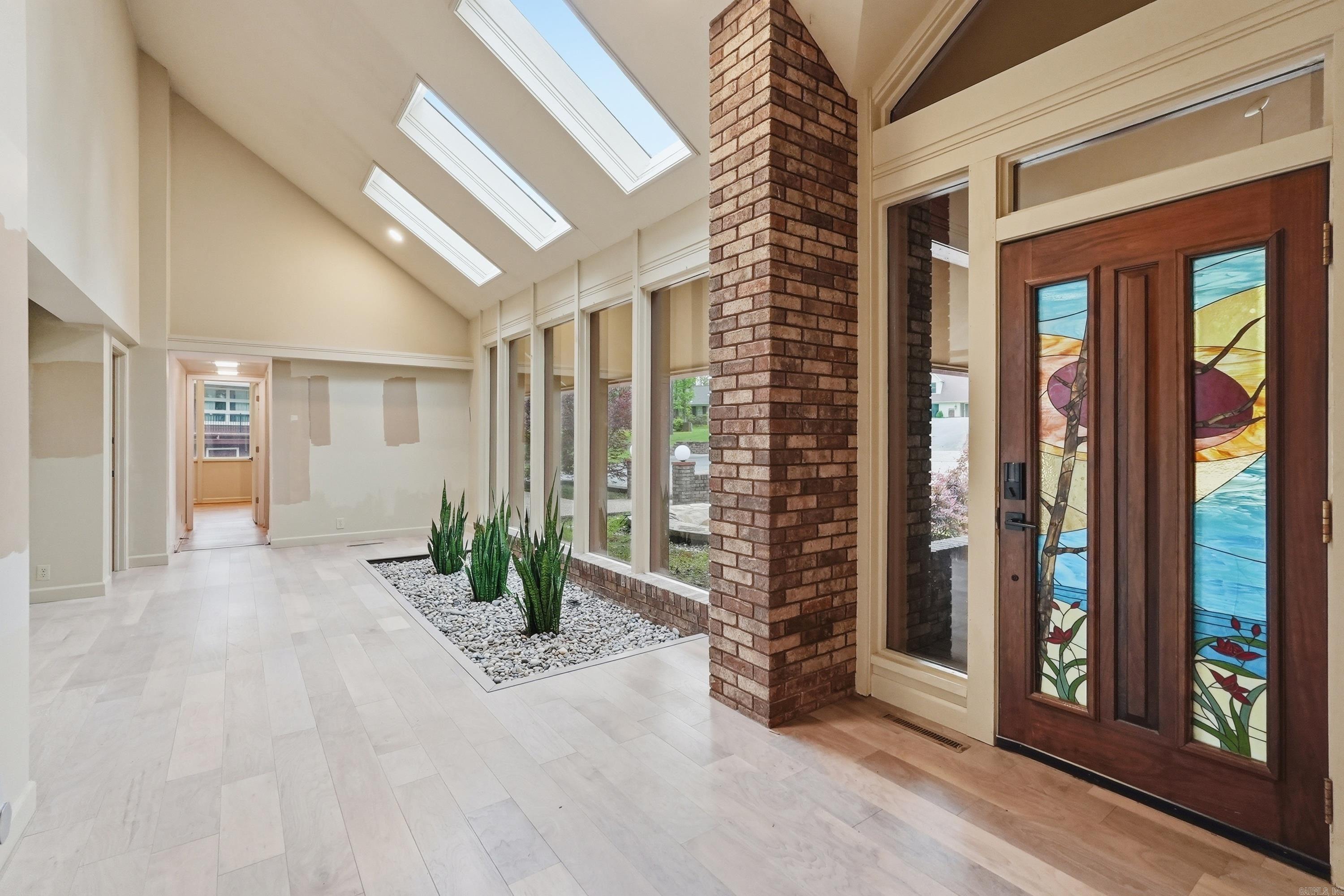 IDYLWOOD - Residential