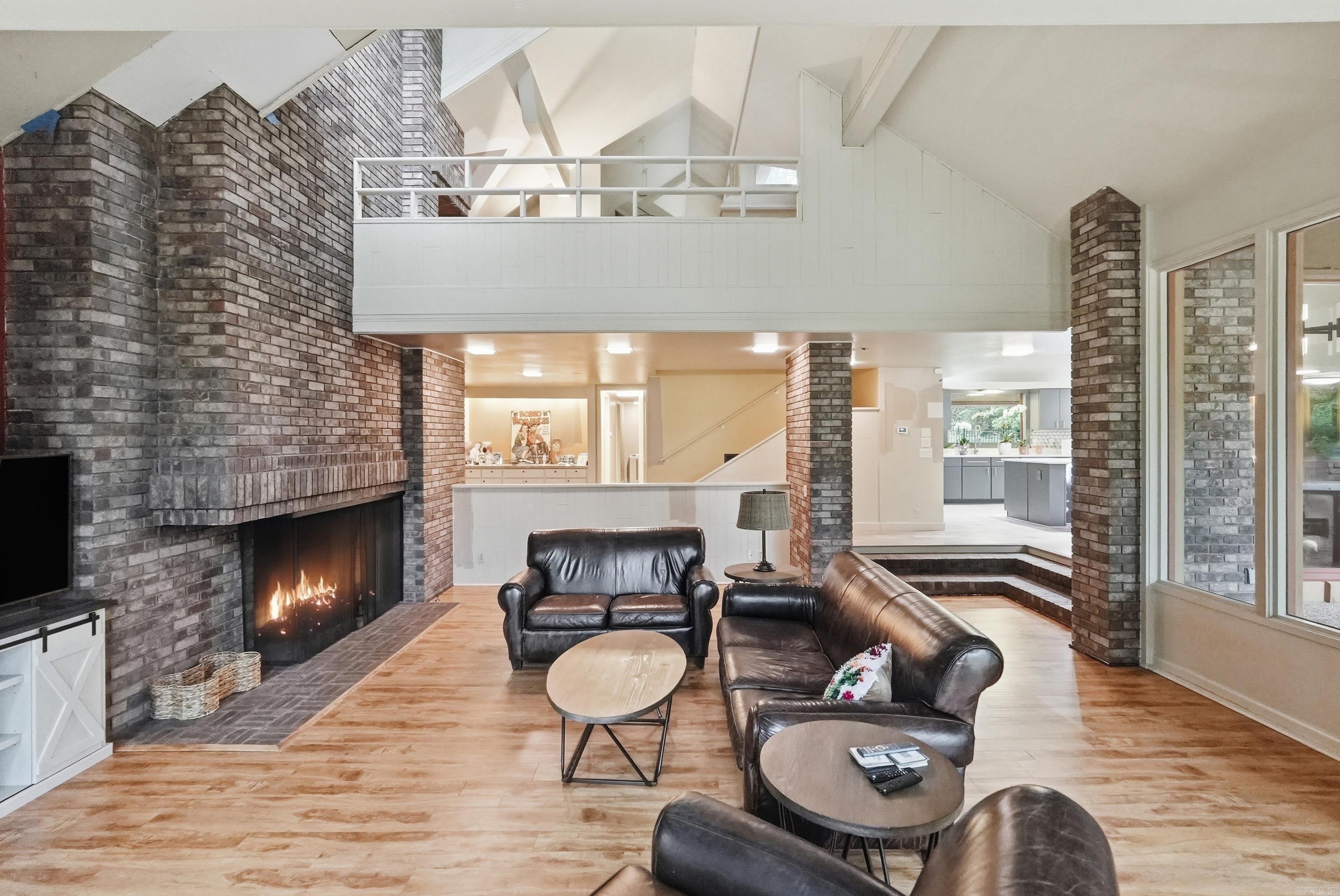 IDYLWOOD - Residential