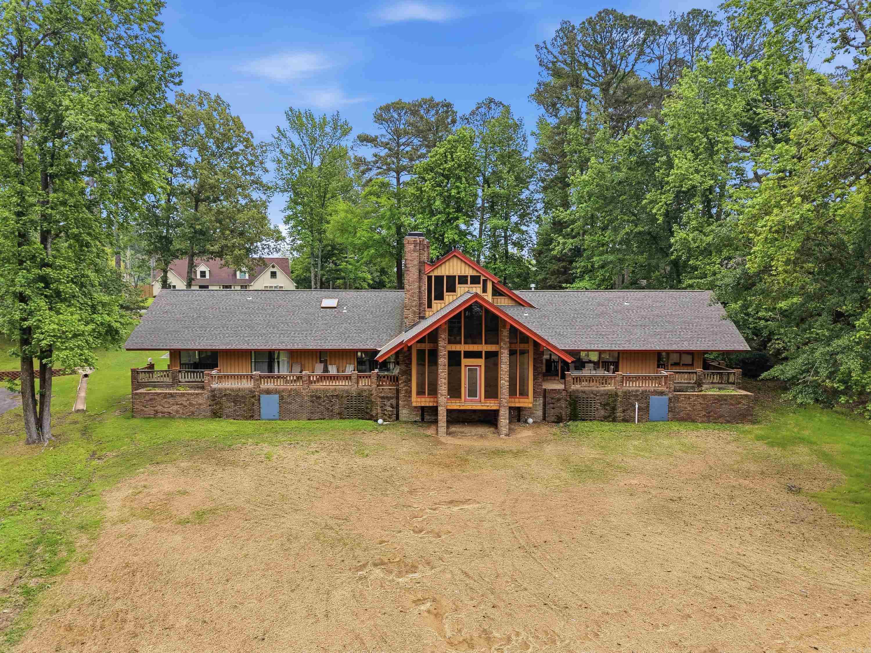 IDYLWOOD - Residential
