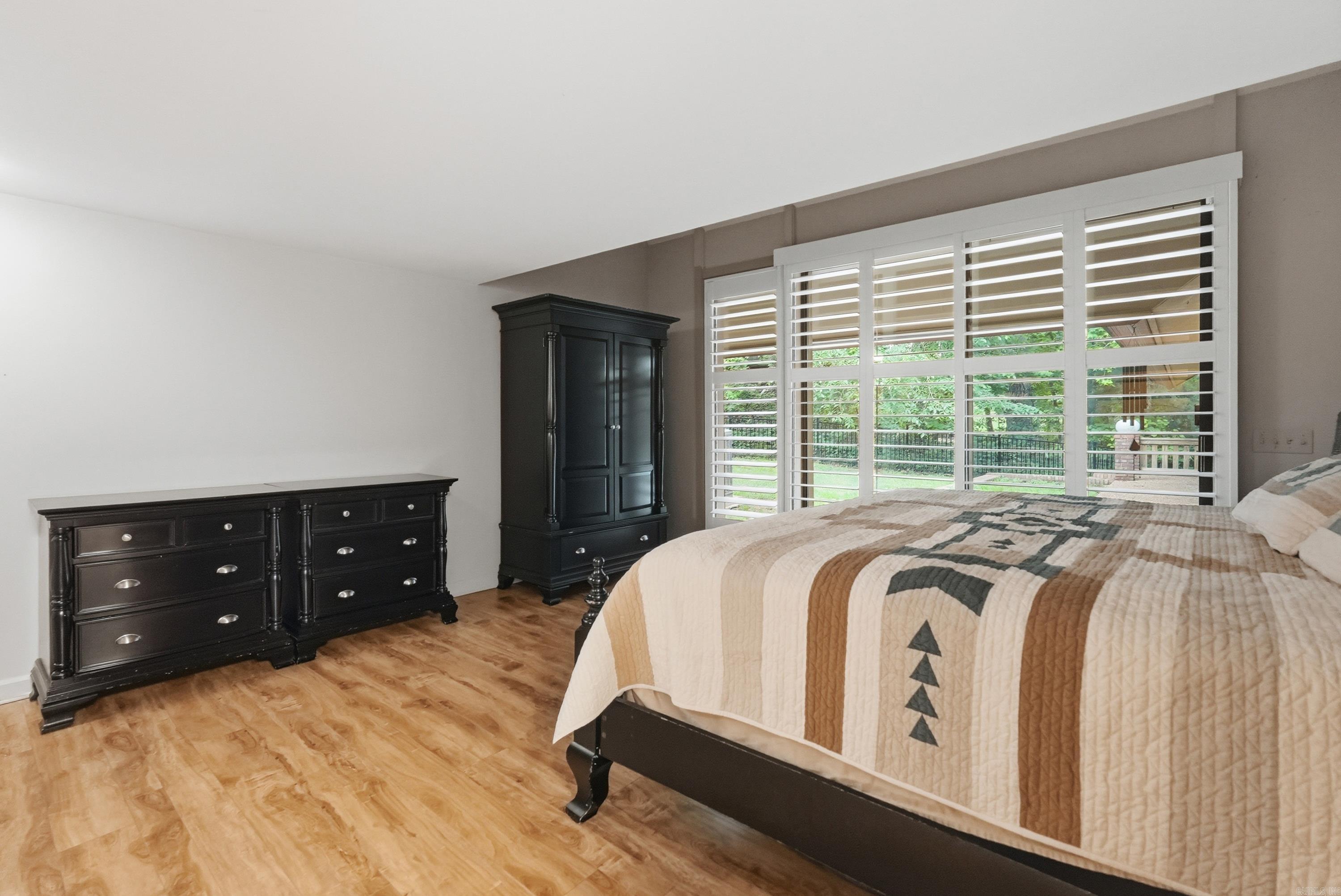 IDYLWOOD - Residential