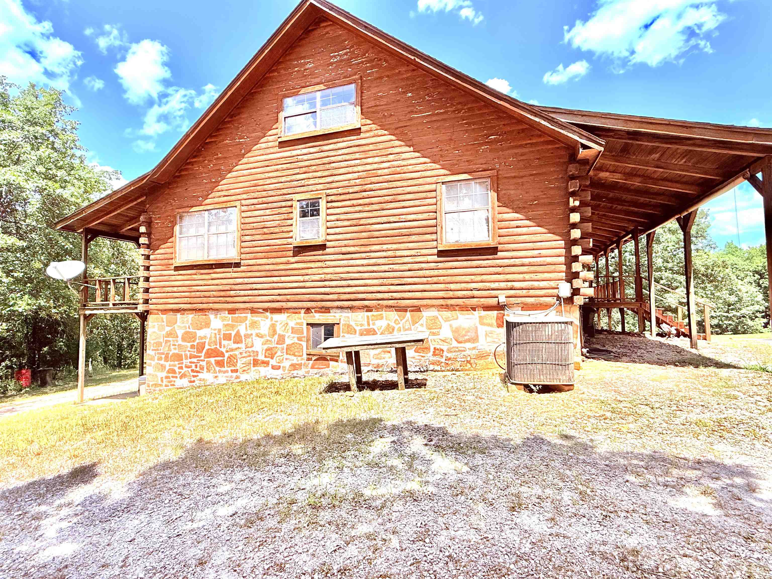 Metes & Bounds - Residential