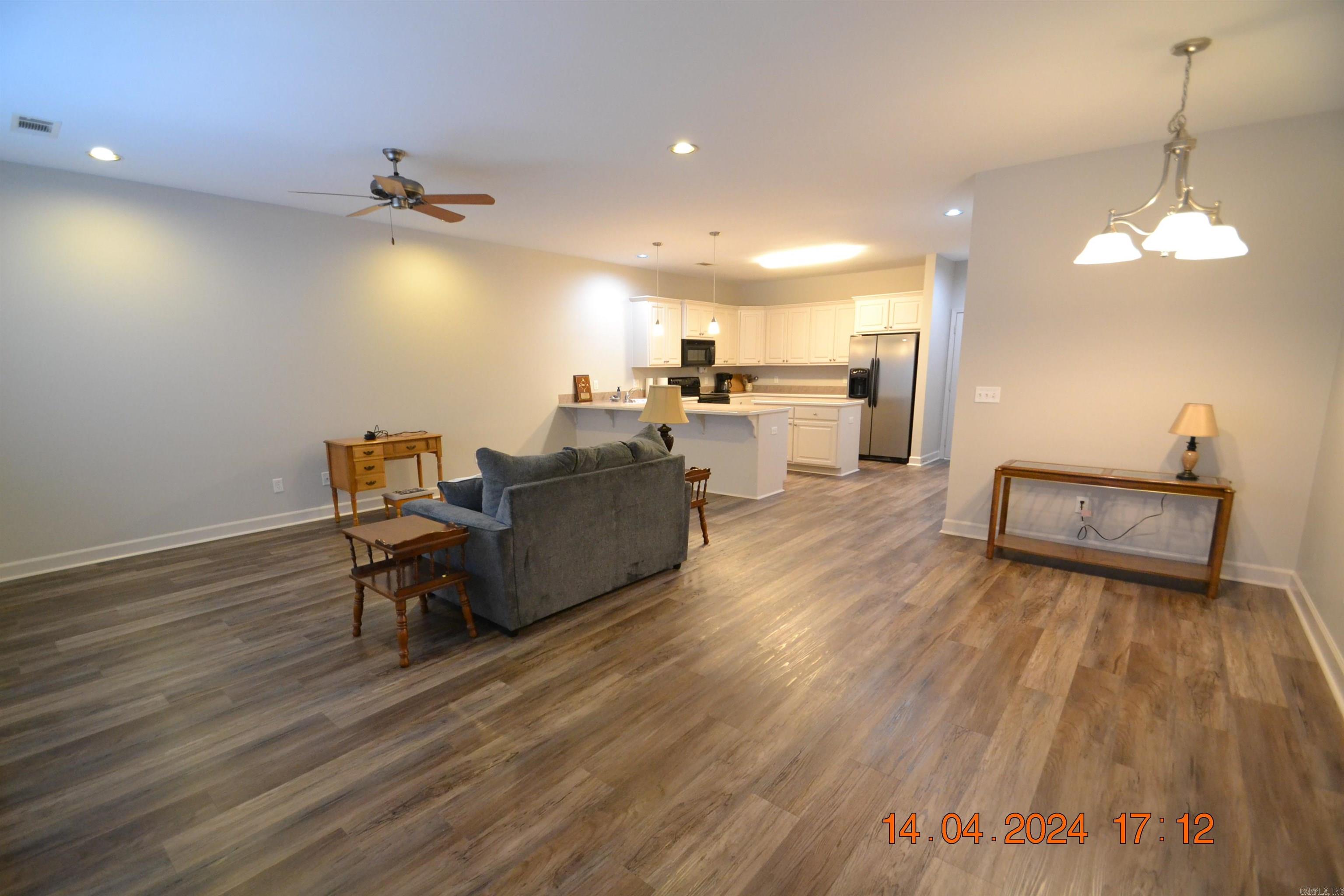 STAGECOACH VILLAGE - Residential