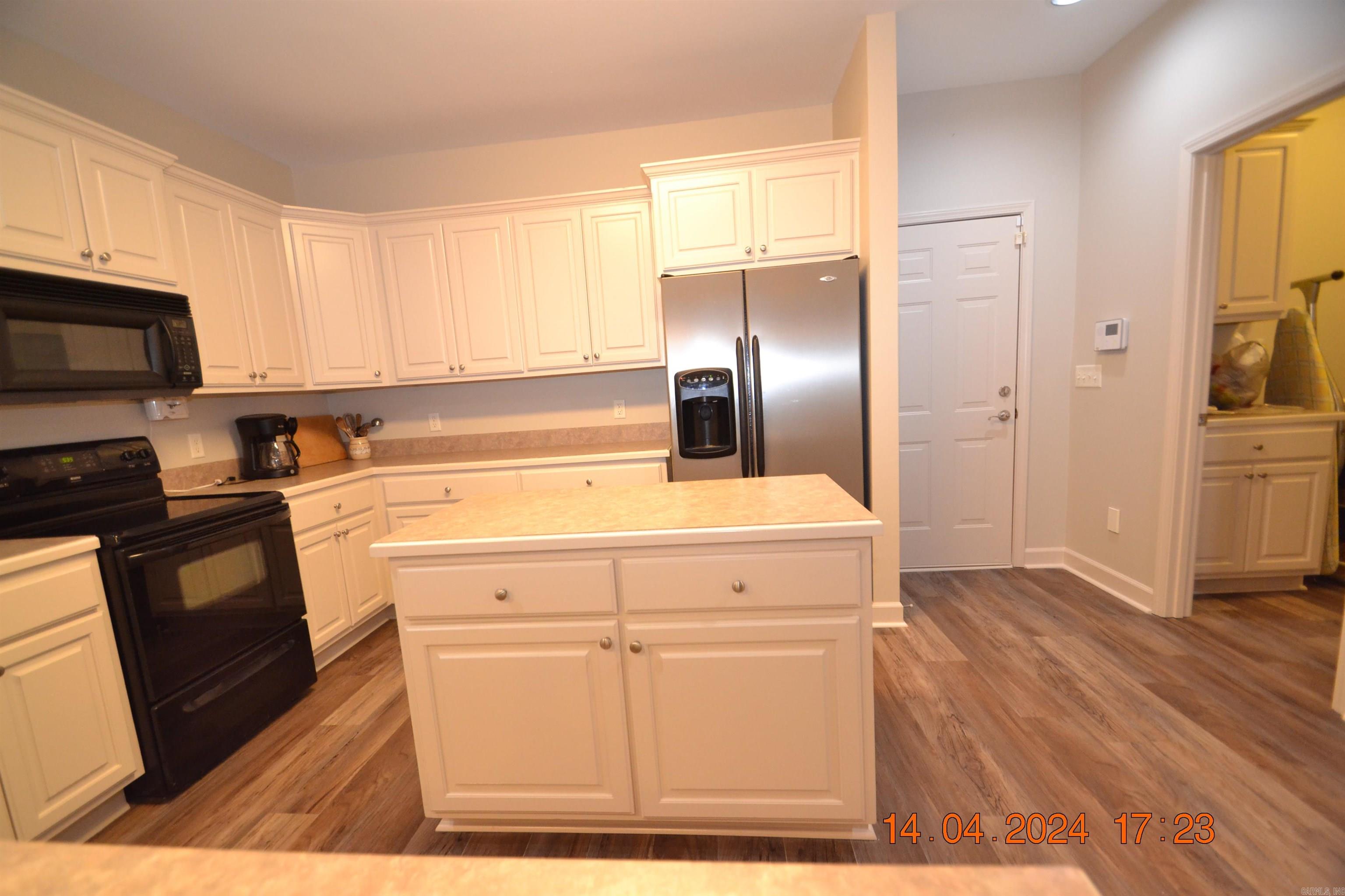 STAGECOACH VILLAGE - Residential