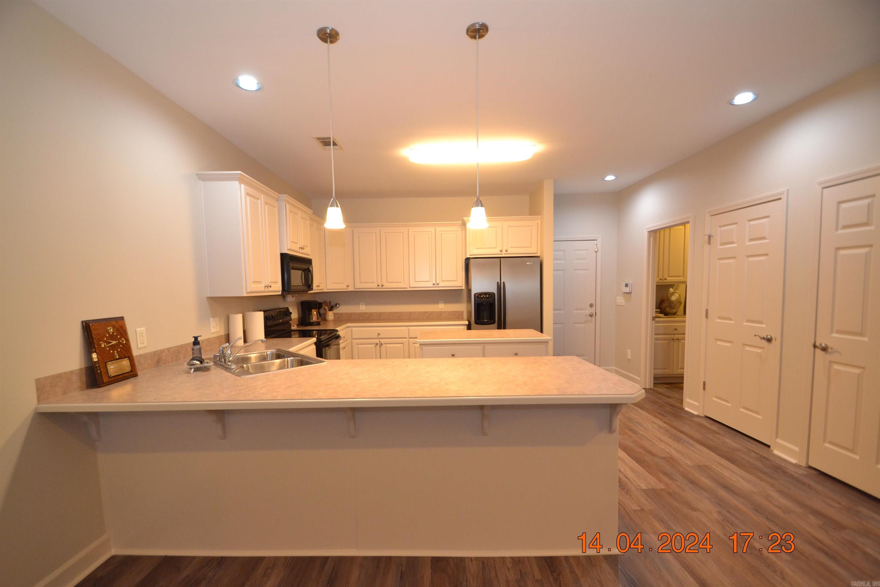 STAGECOACH VILLAGE - Residential