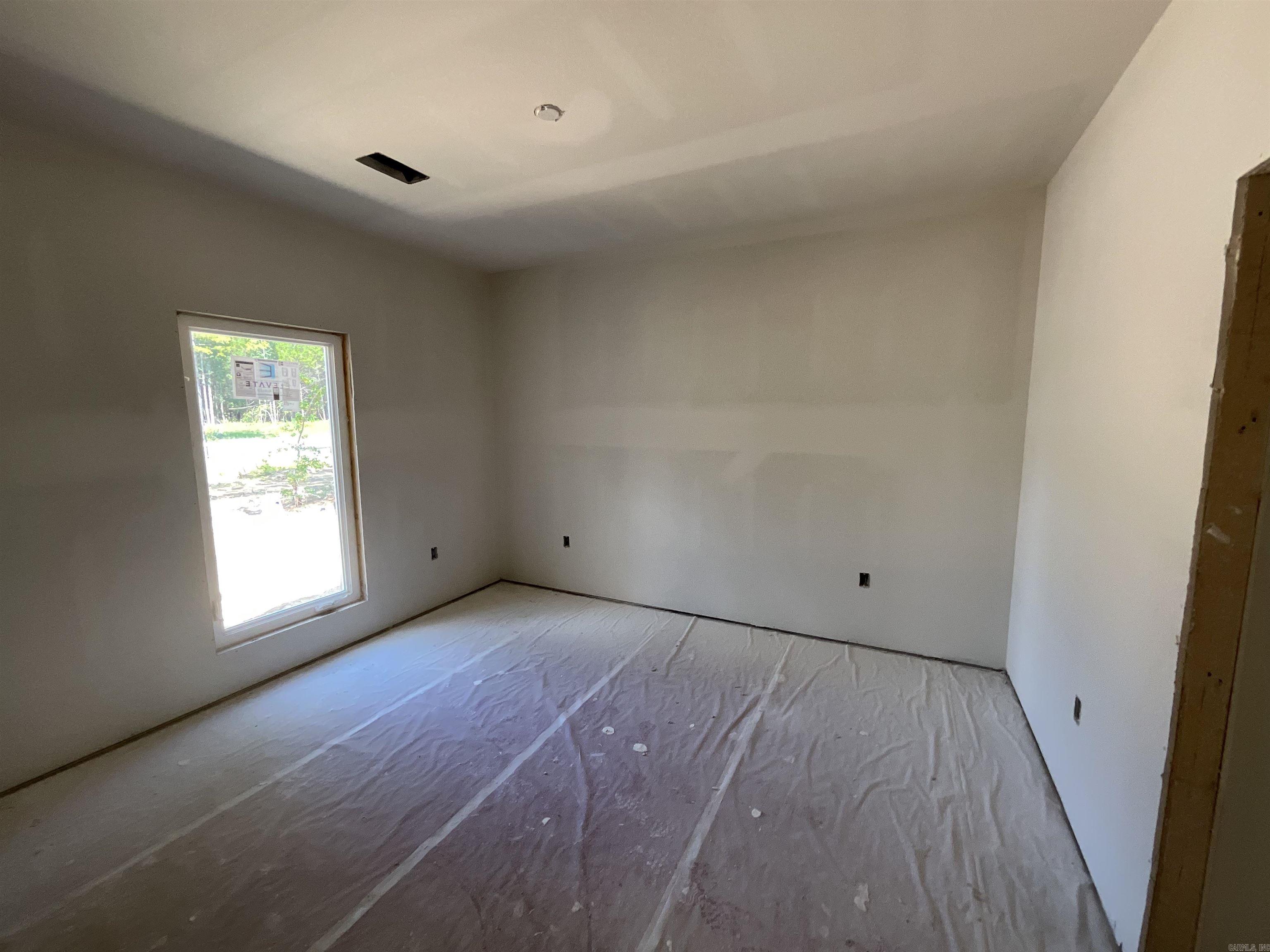 COYOTE RIDGE - Residential