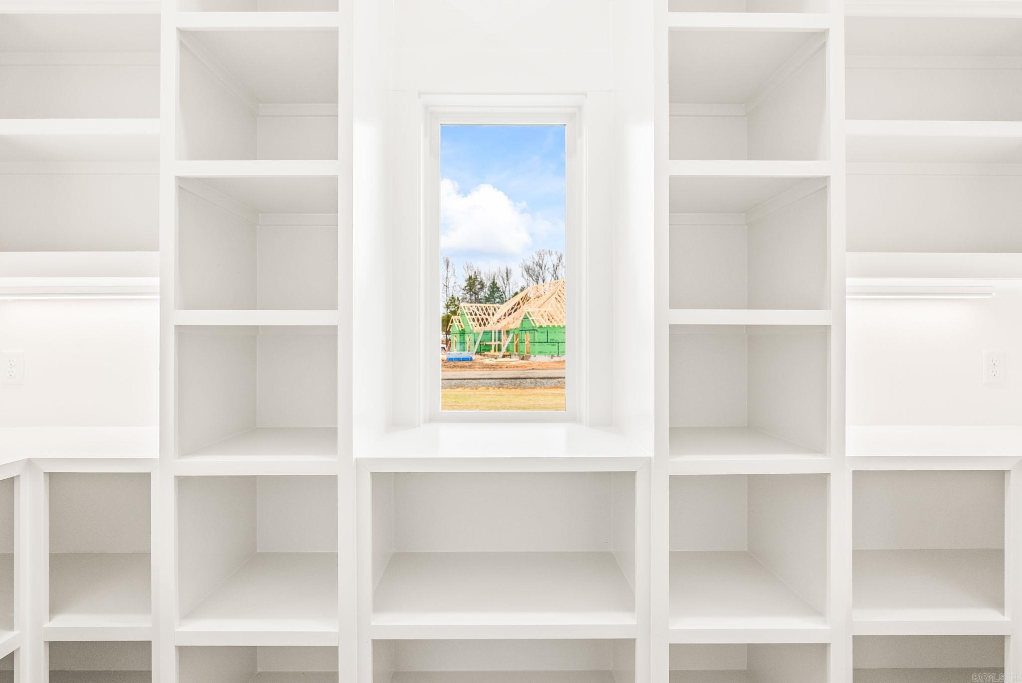 COYOTE RIDGE - Residential