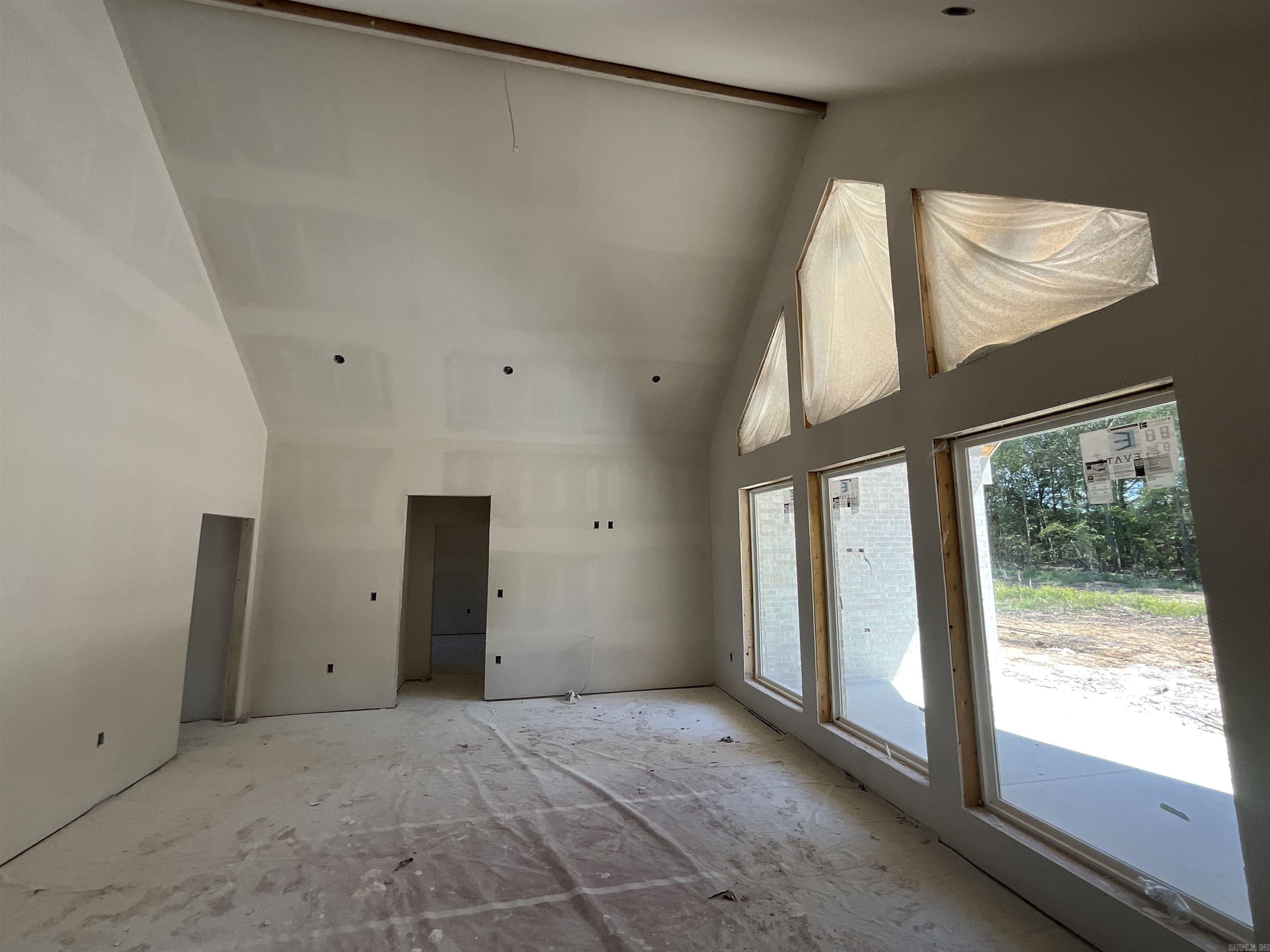COYOTE RIDGE - Residential