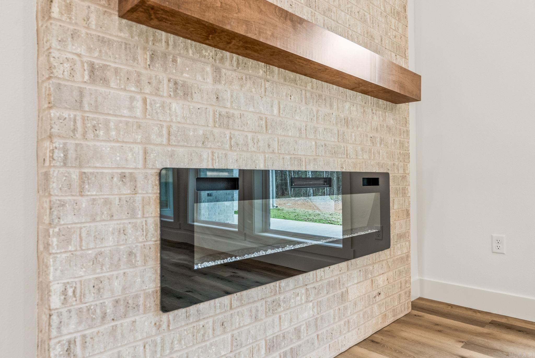 COYOTE RIDGE - Residential