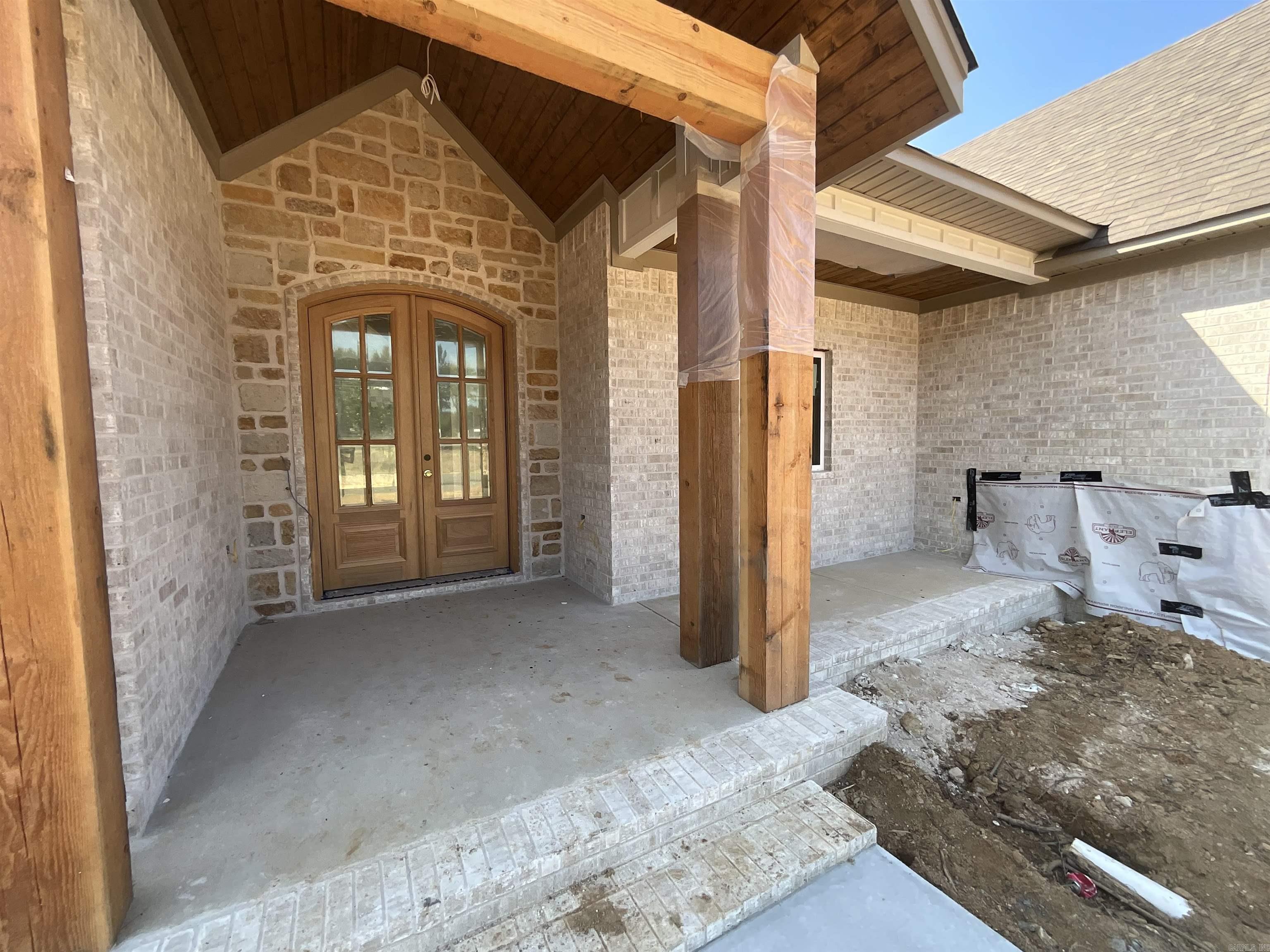 COYOTE RIDGE - Residential