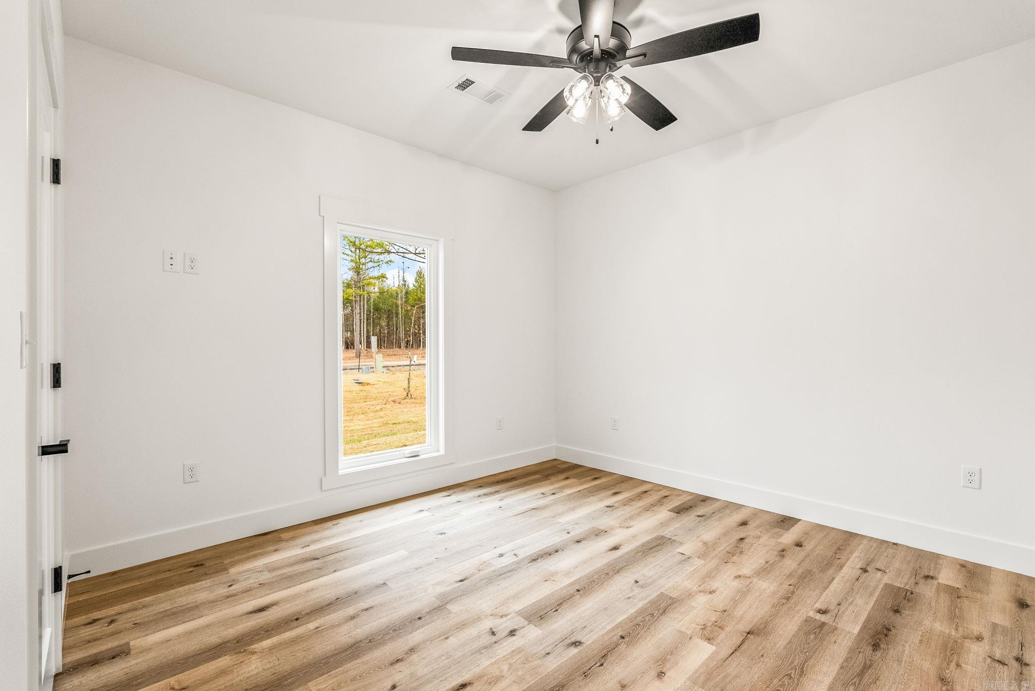 COYOTE RIDGE - Residential