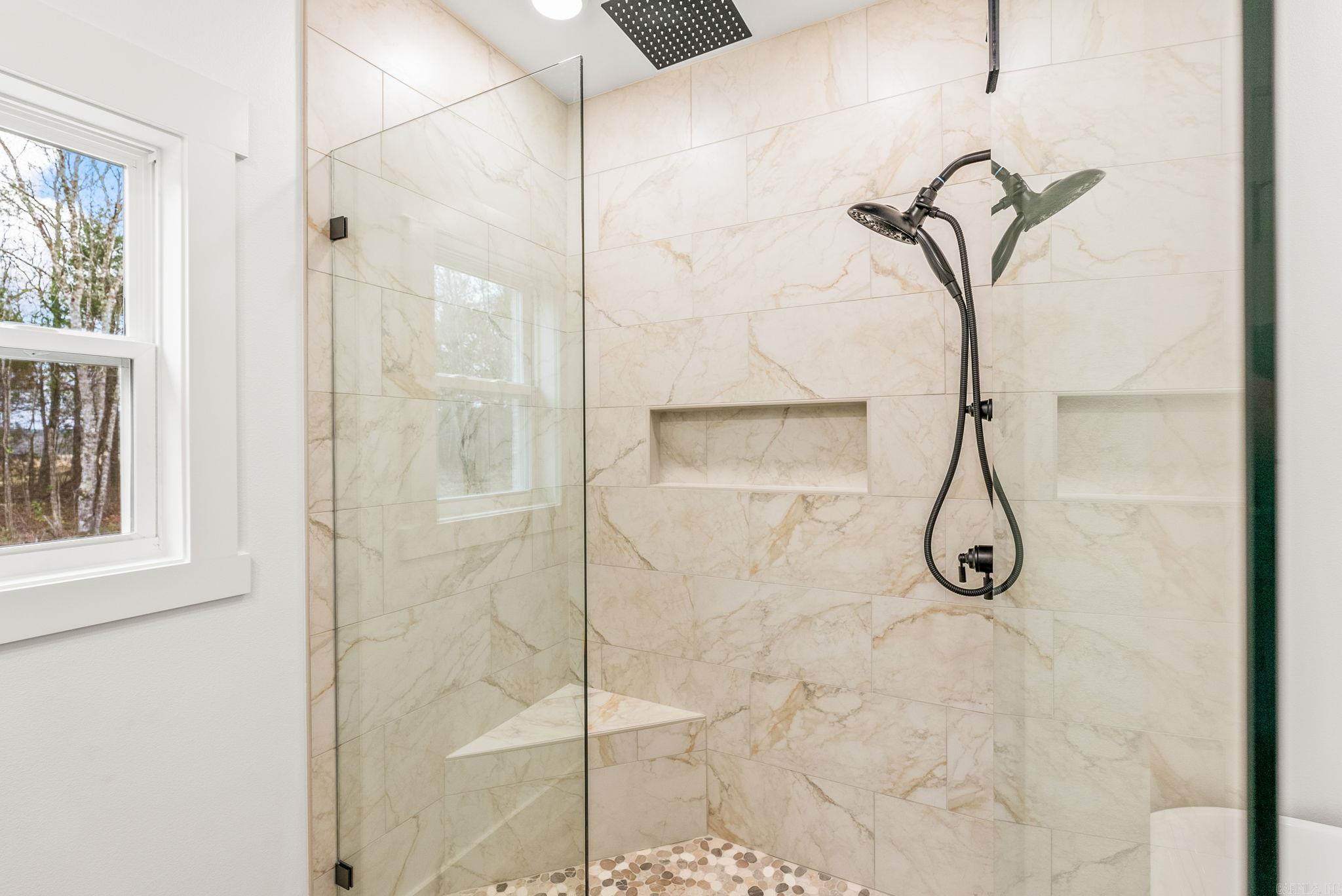 COYOTE RIDGE - Residential