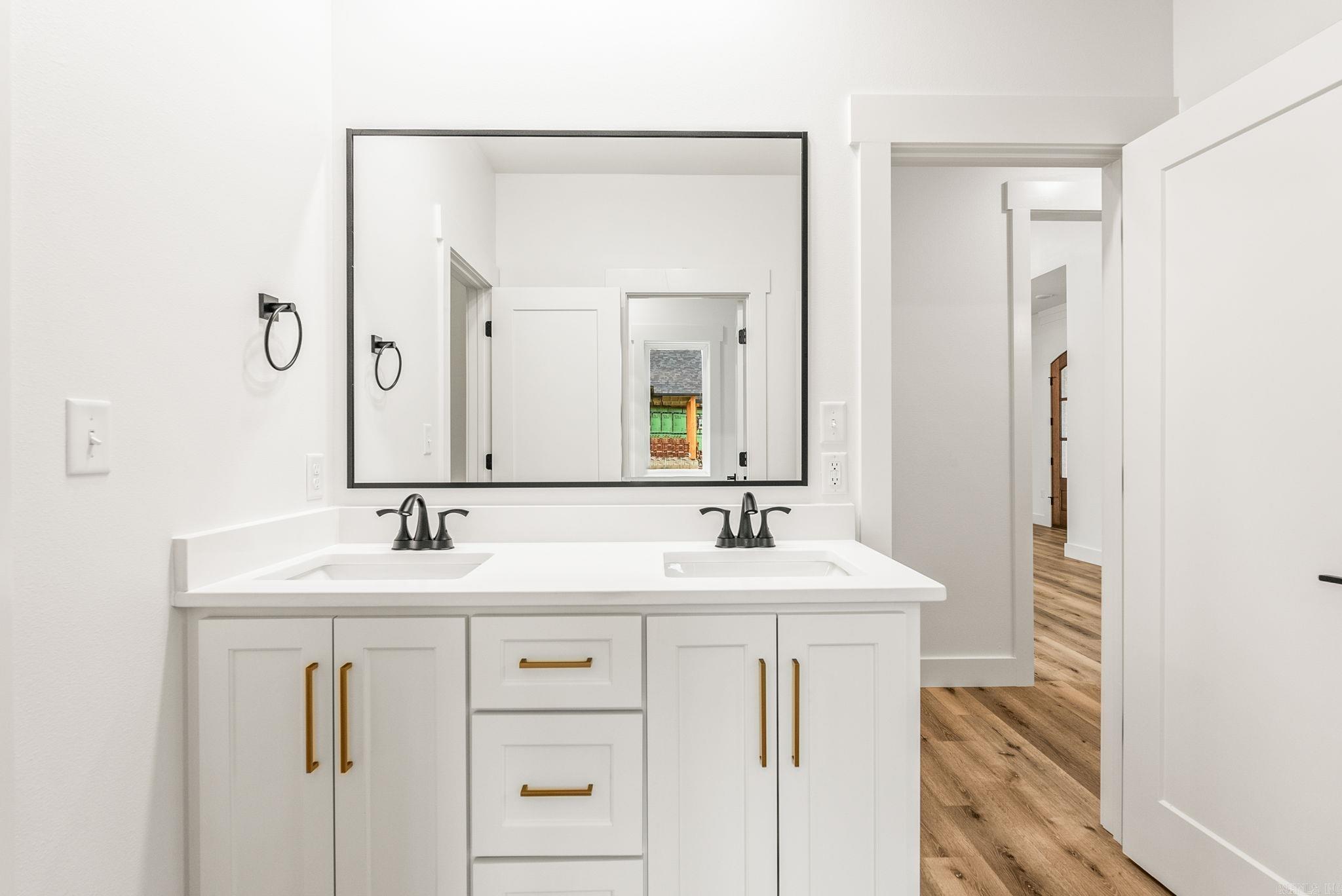 COYOTE RIDGE - Residential