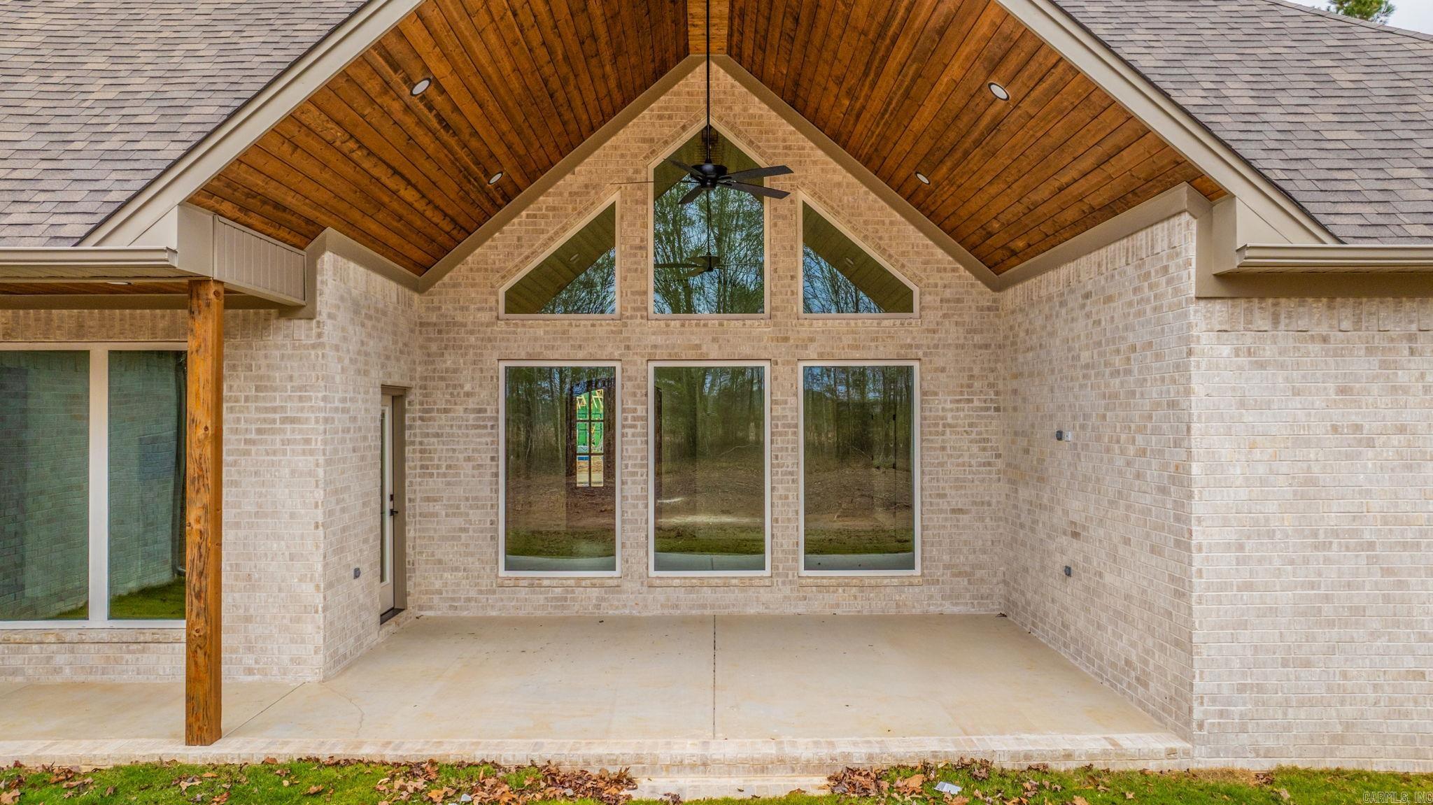 COYOTE RIDGE - Residential