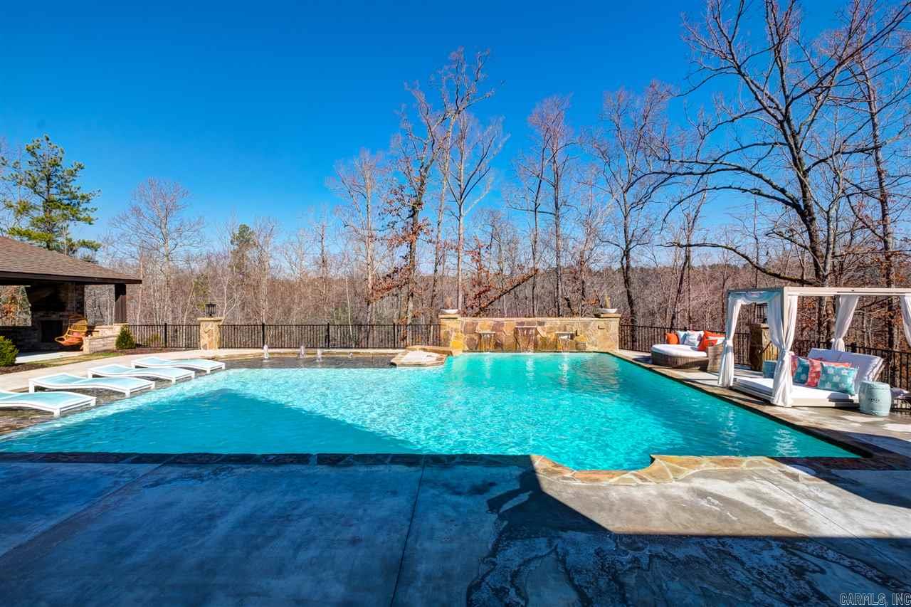 WOODLANDS EDGE - Residential