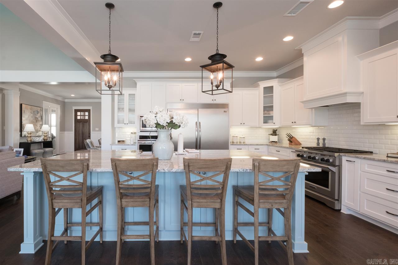 WOODLANDS EDGE - Residential