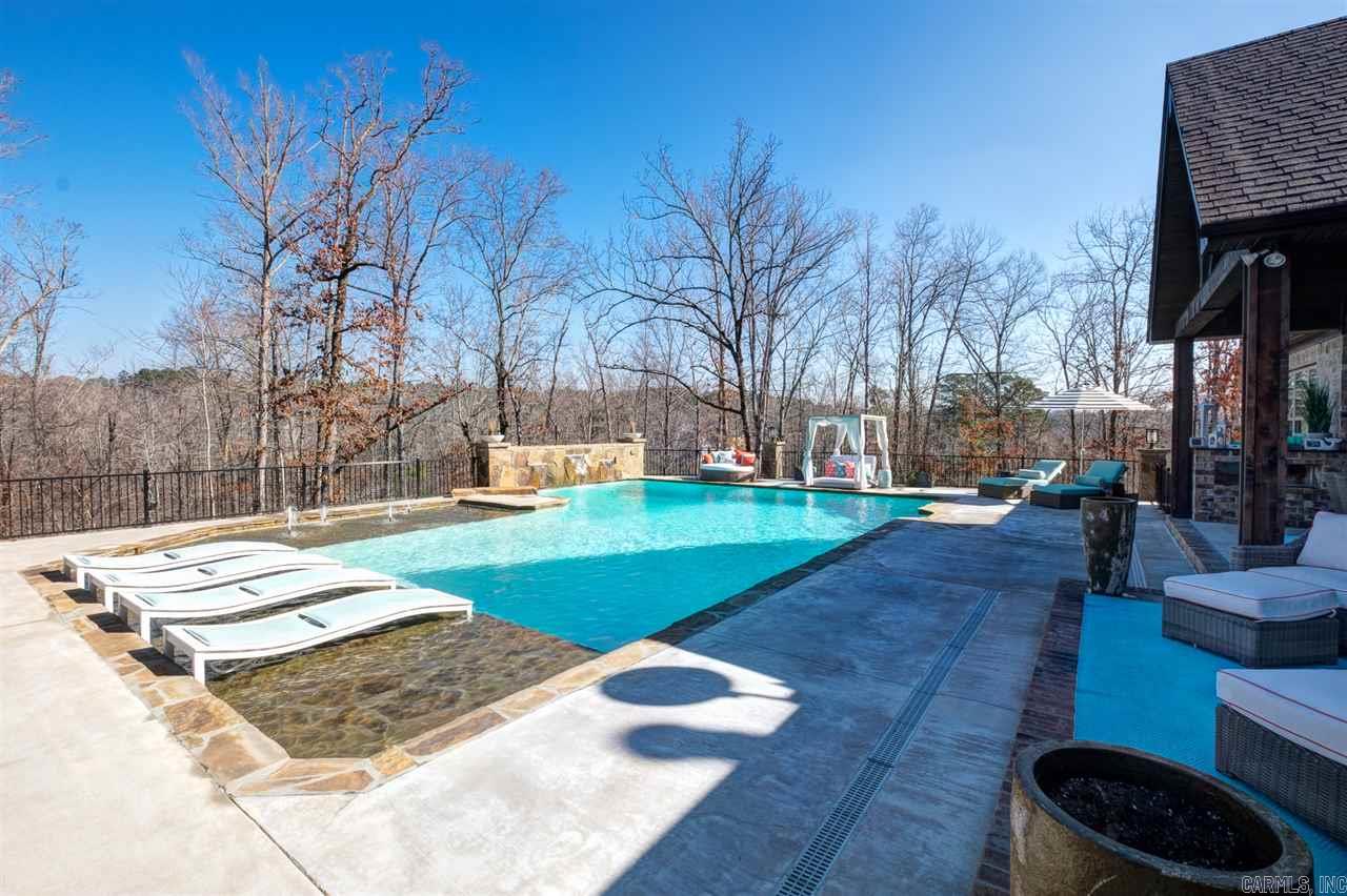 WOODLANDS EDGE - Residential