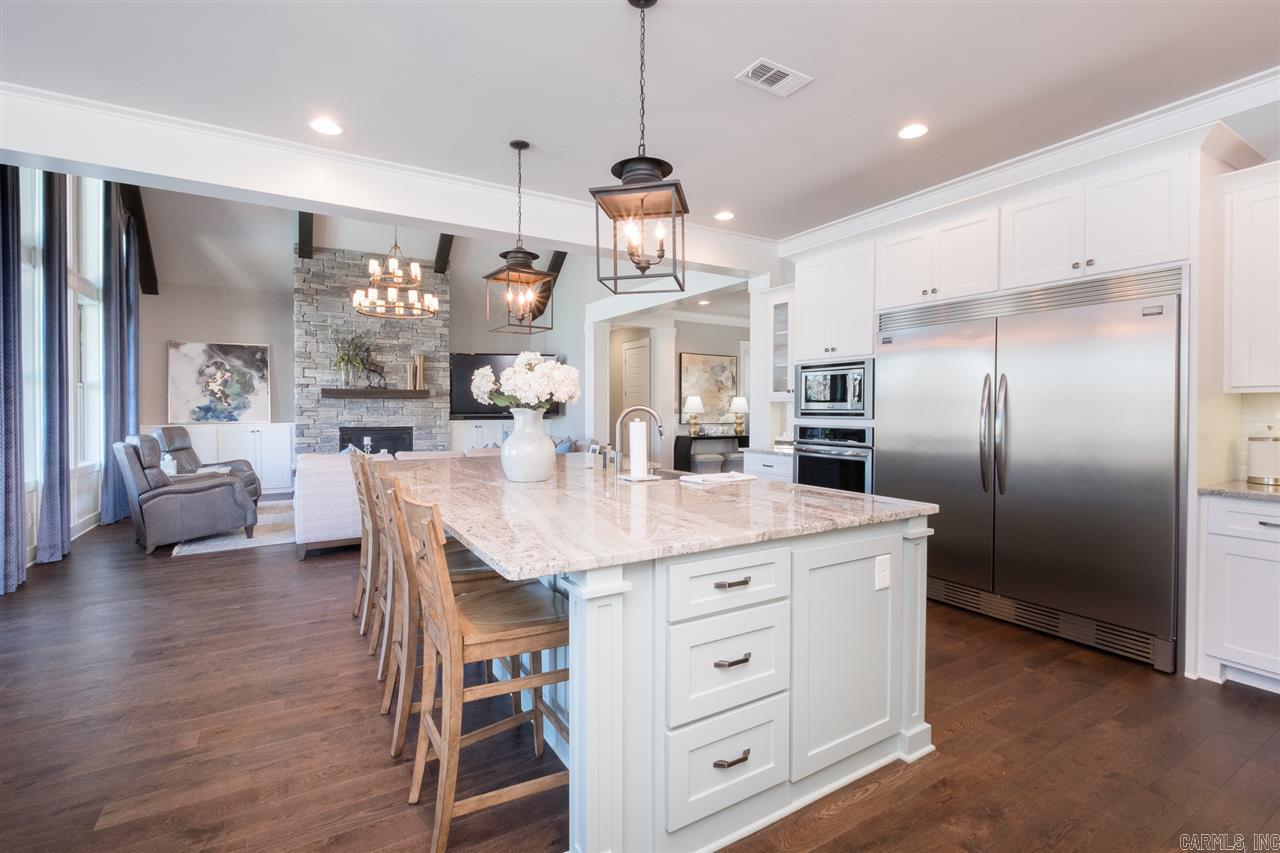 WOODLANDS EDGE - Residential