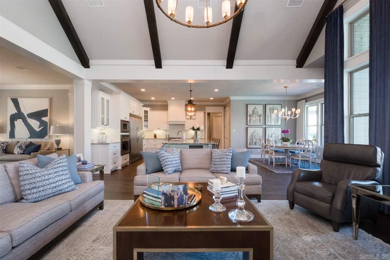 WOODLANDS EDGE - Residential